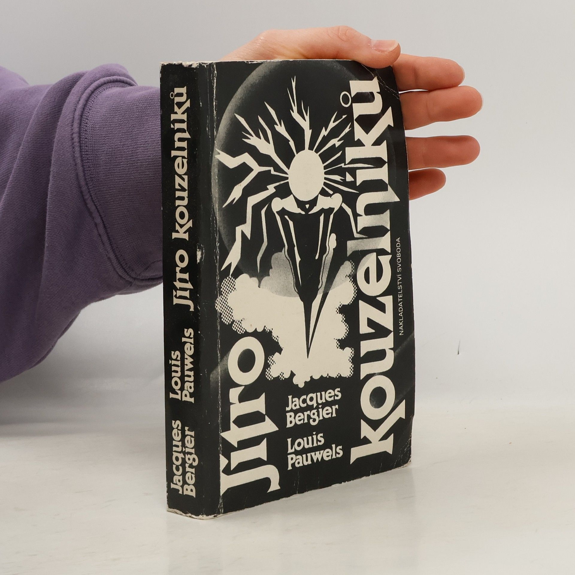 Louis Pauwels Jitro kouzelníků