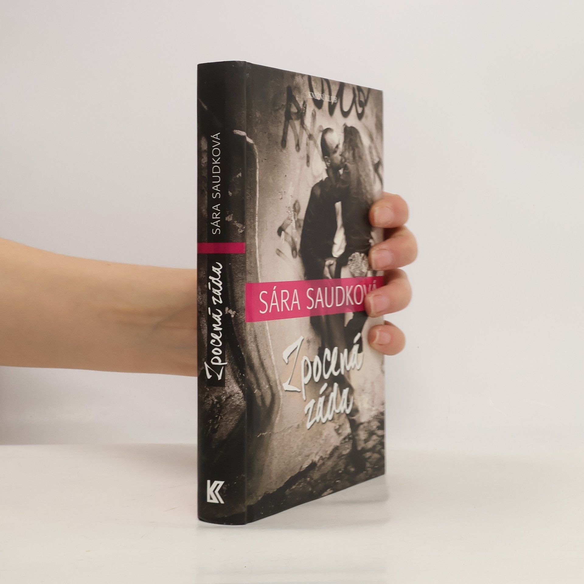 Sára Saudková Zpocená záda