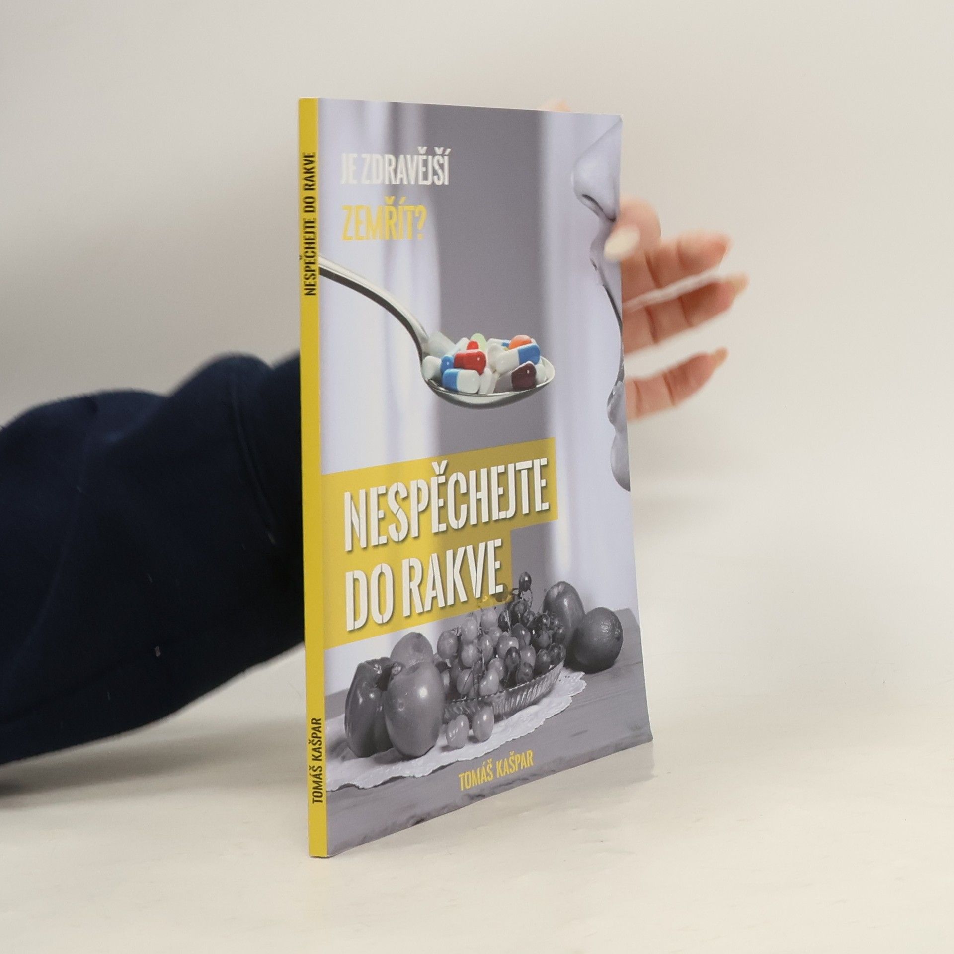 Tomáš Kašpar Nespěchejte do rakve