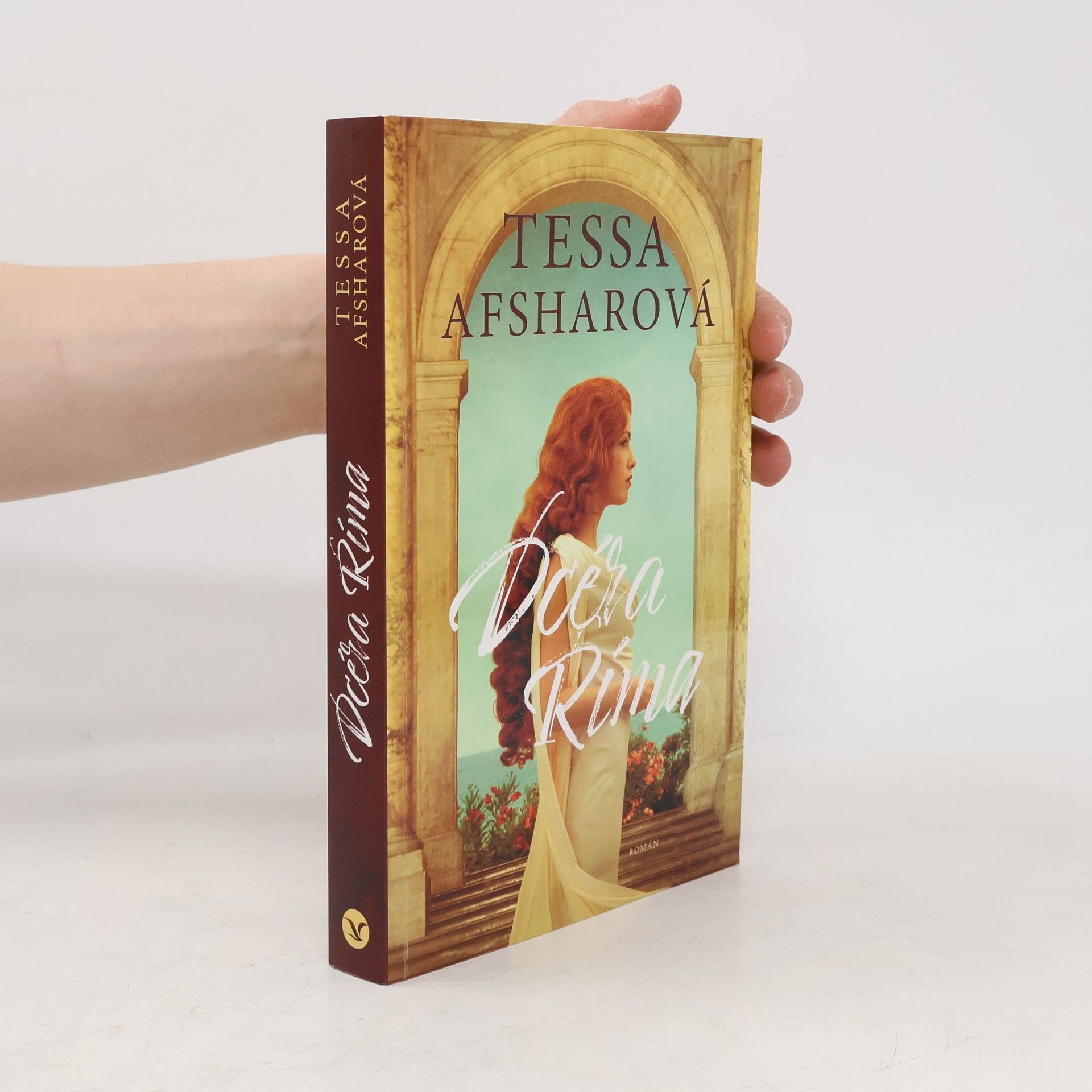 Tessa Afshar Dcéra Ríma