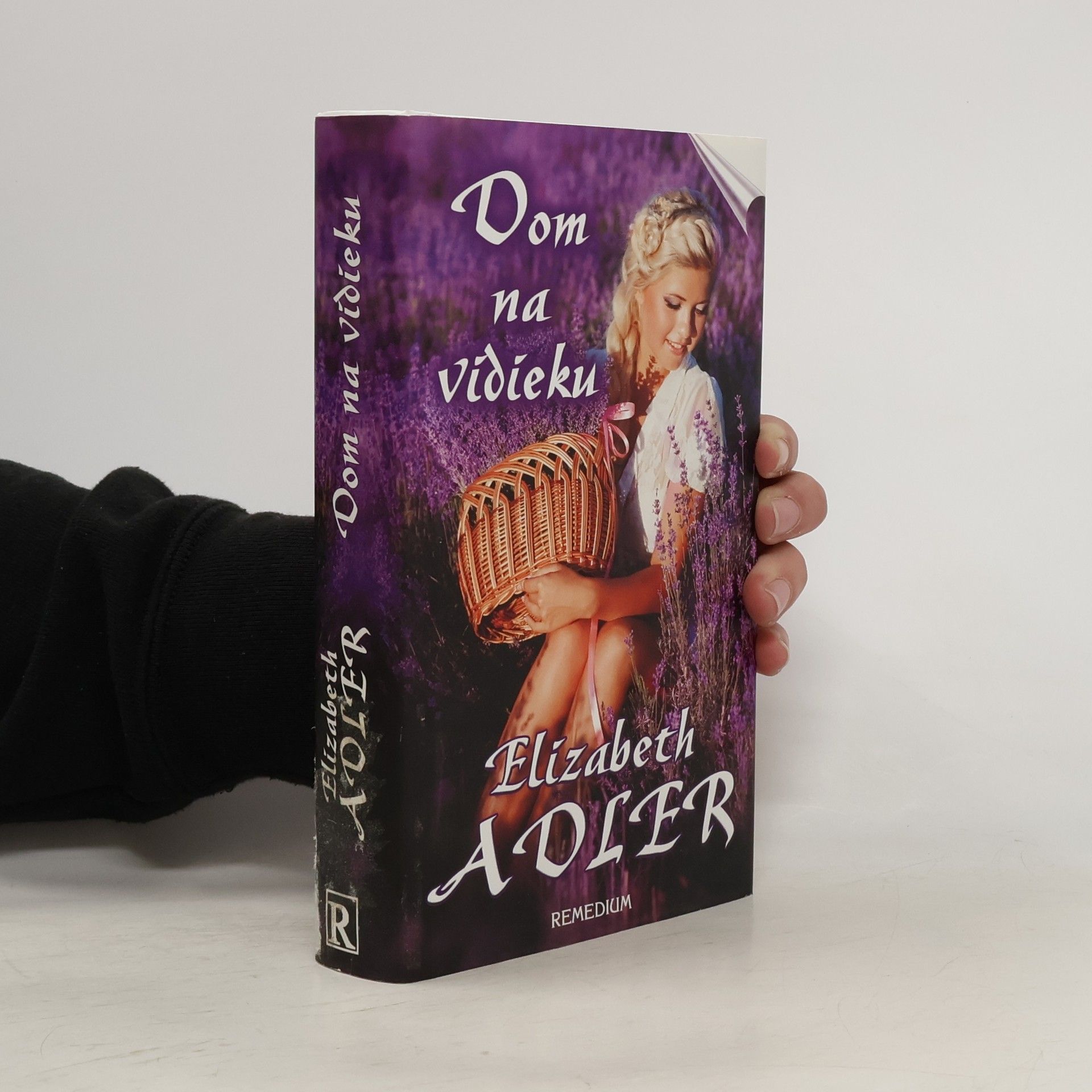 Elizabeth Adler Dom na vidieku