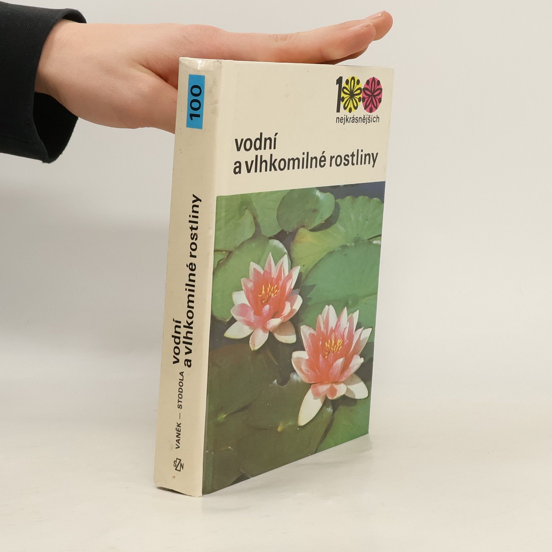 Vodní a vlhkomilné rostliny