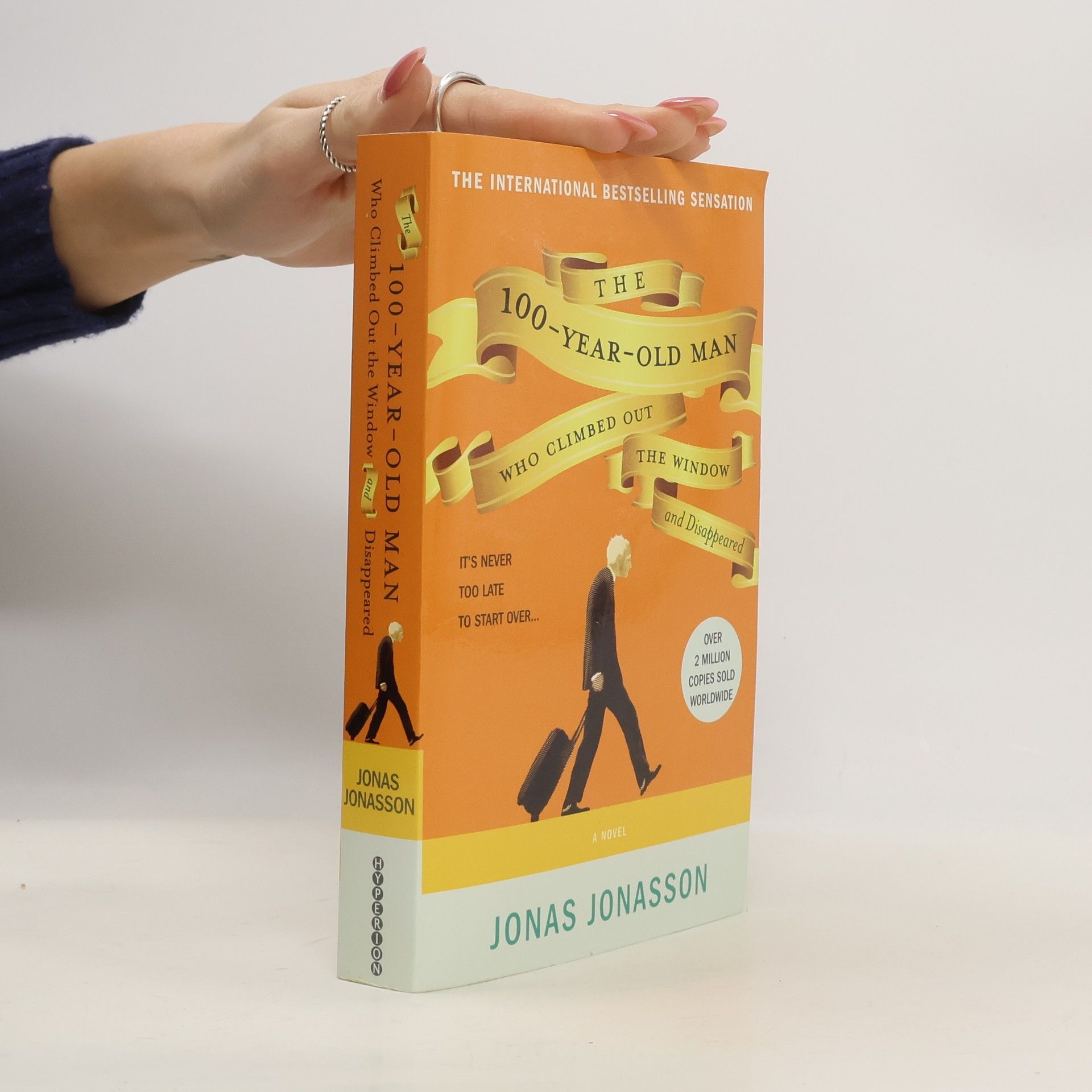 Jonas Jonasson The 100-year-old Man who Climbed out the Window and Disappeared