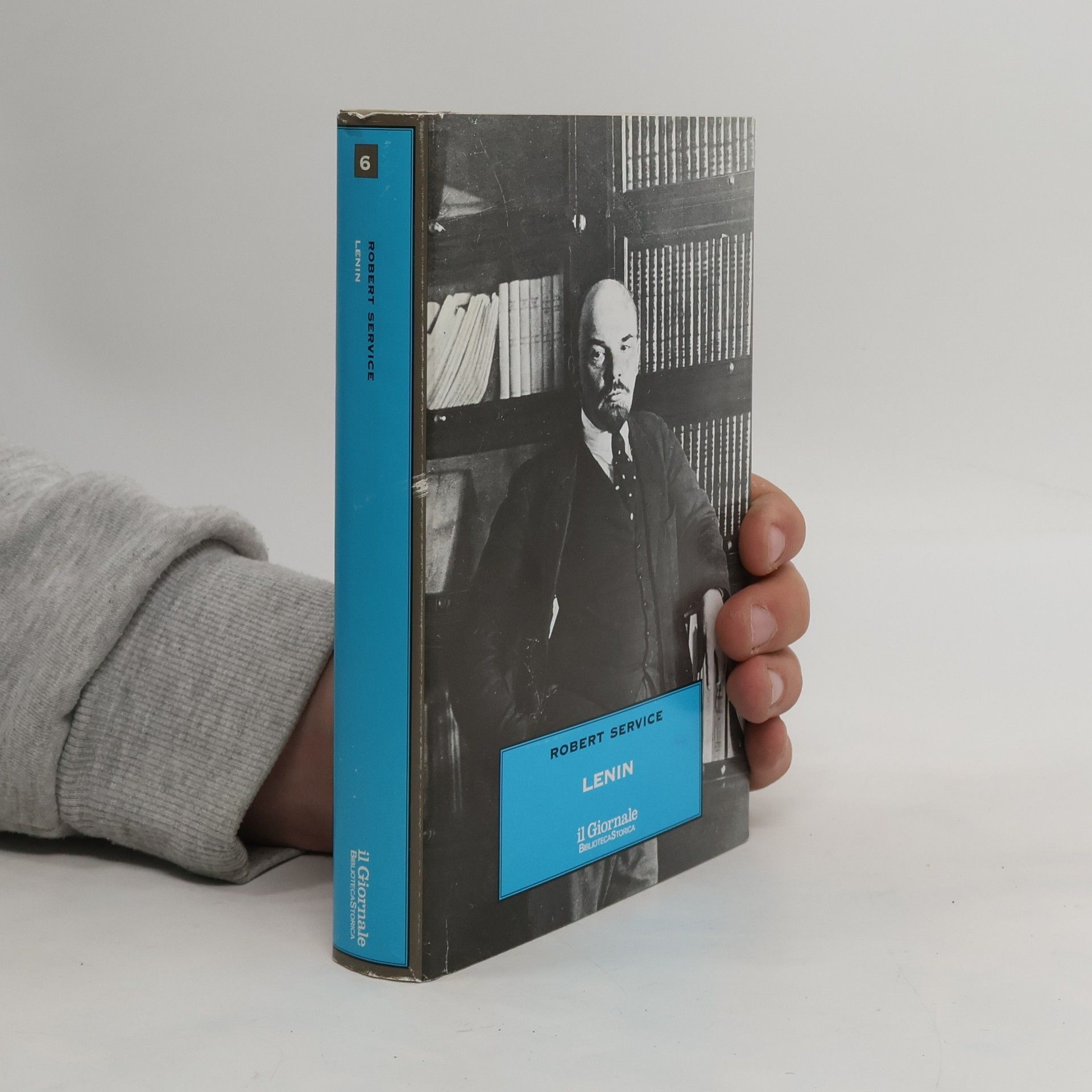 Robert Service Lenin