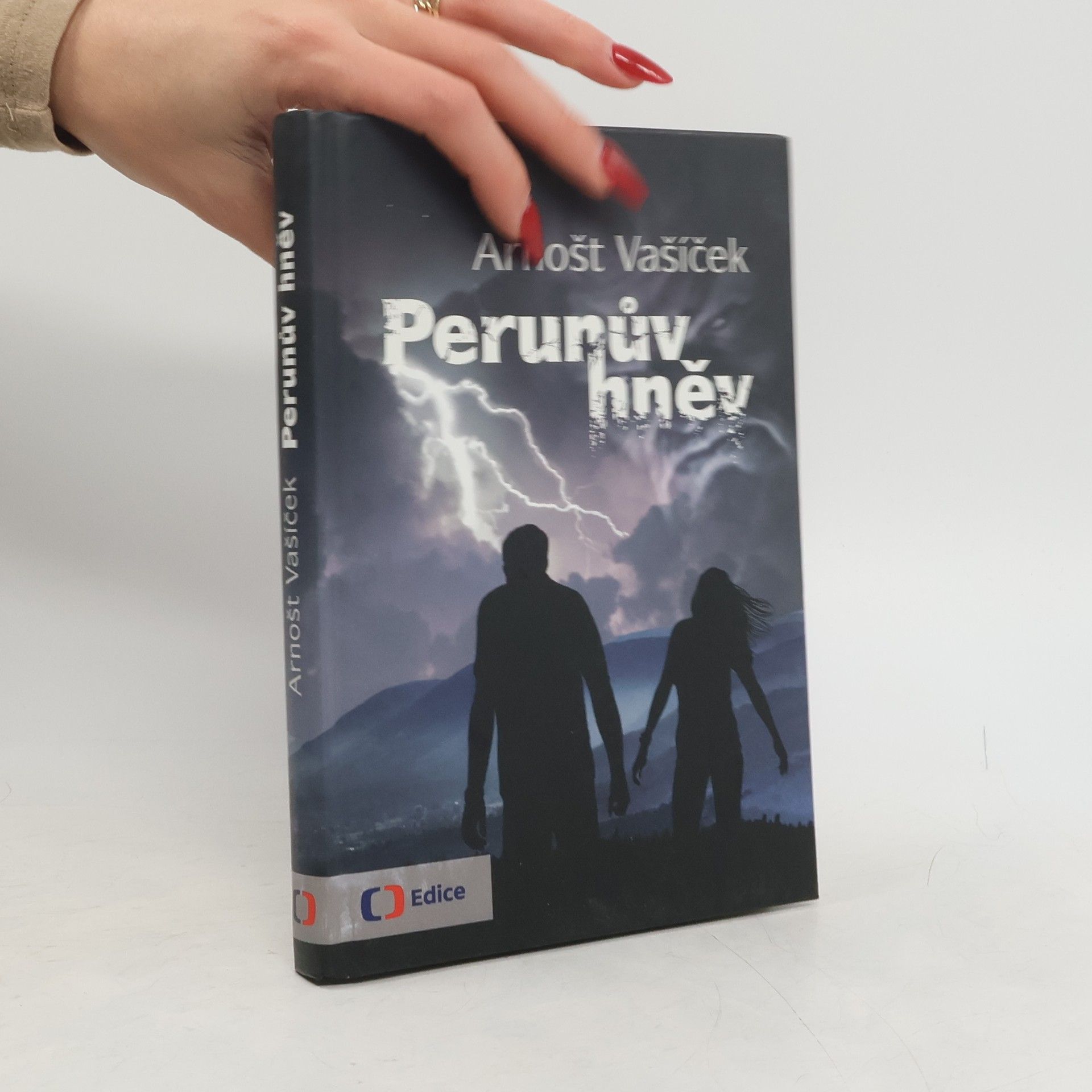 Arnošt Vašíček Perunův hněv