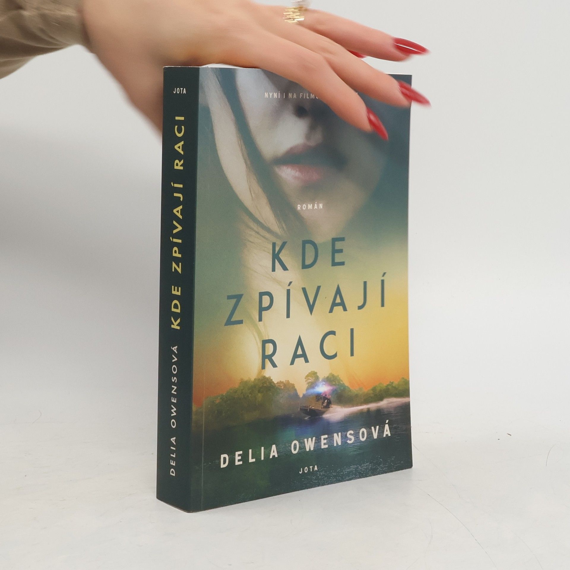 Delia Owens Kde zpívají raci