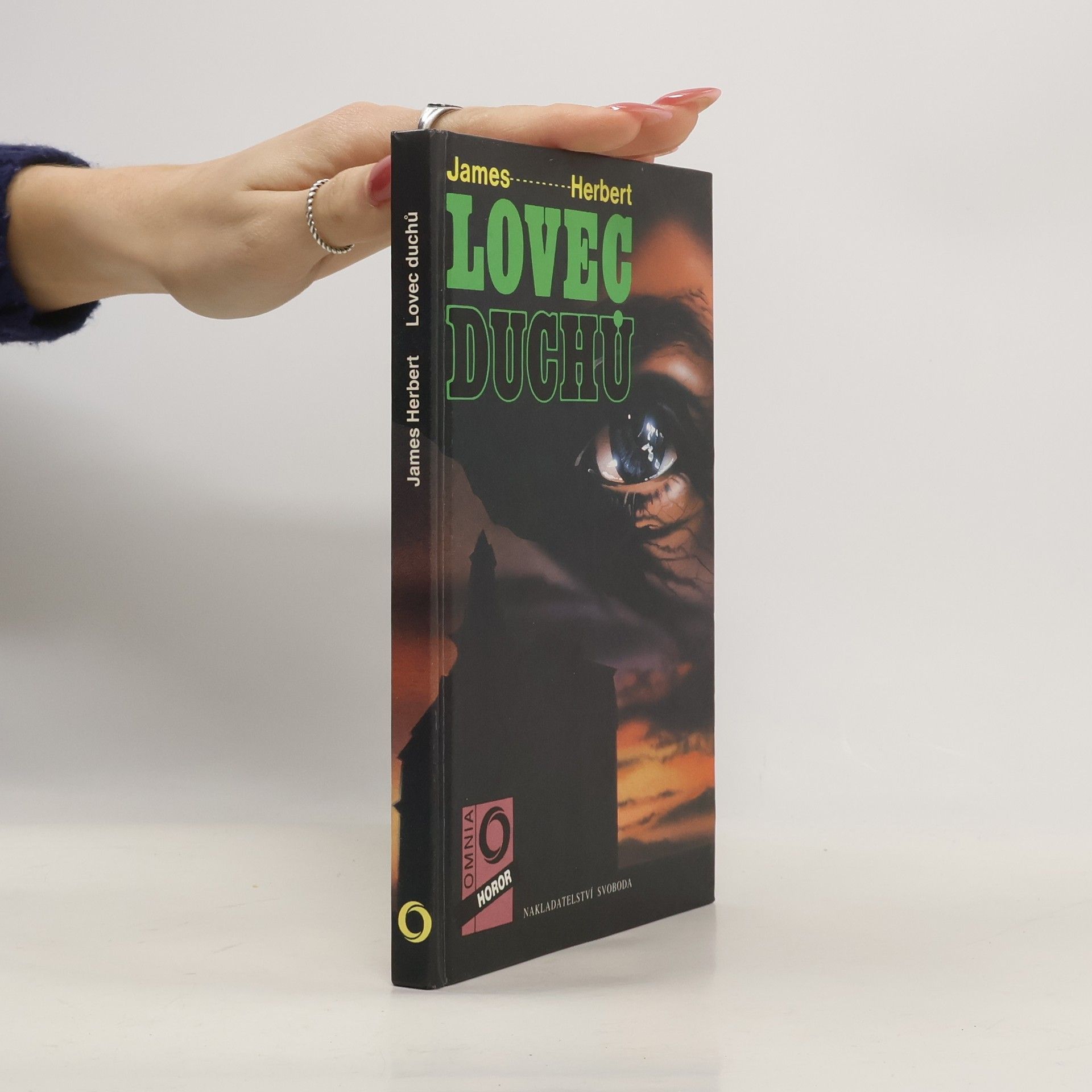 James Herbert Lovec duchů