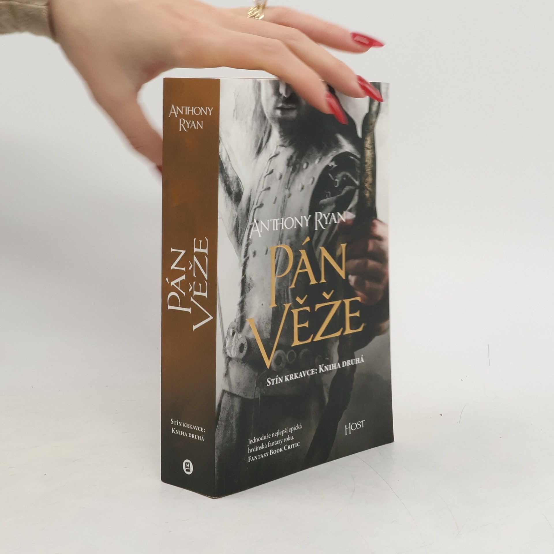 Anthony Ryan Pán věže. Stín krkavce. 2. díl