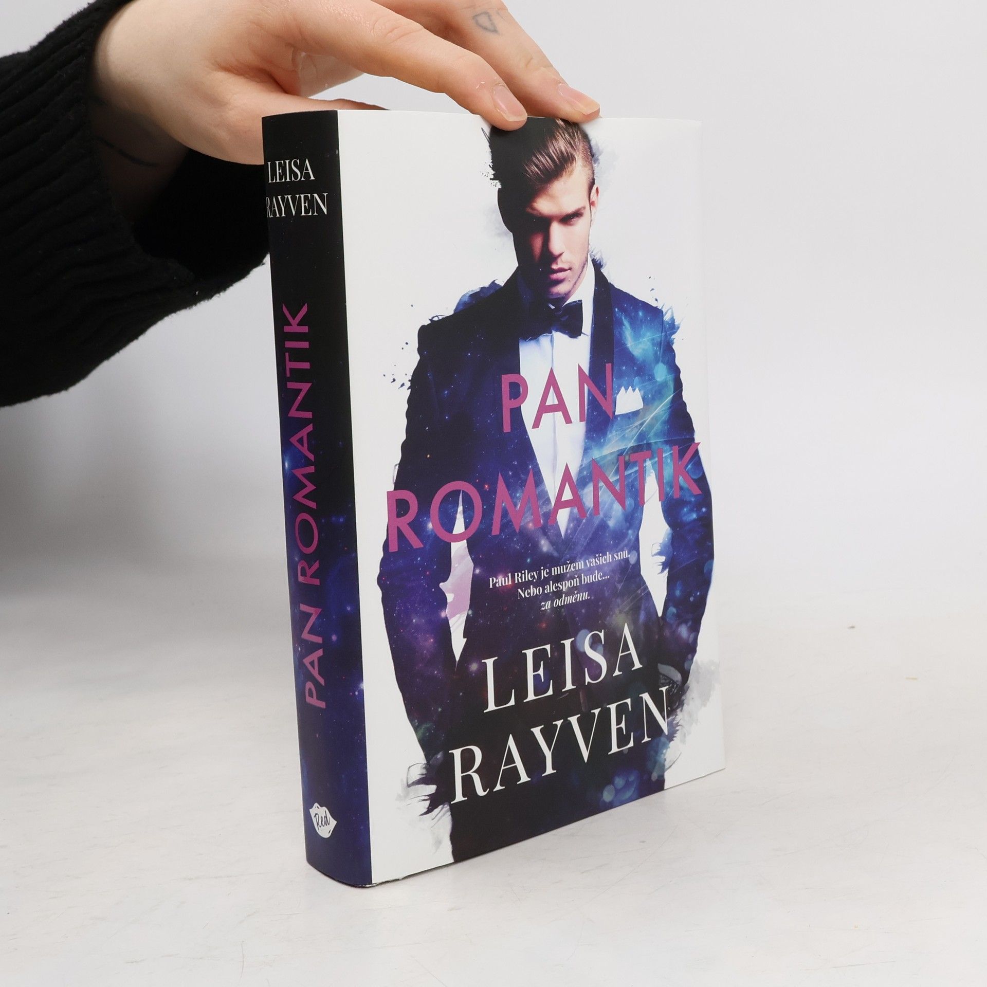 Leisa Rayven Pan Romantik