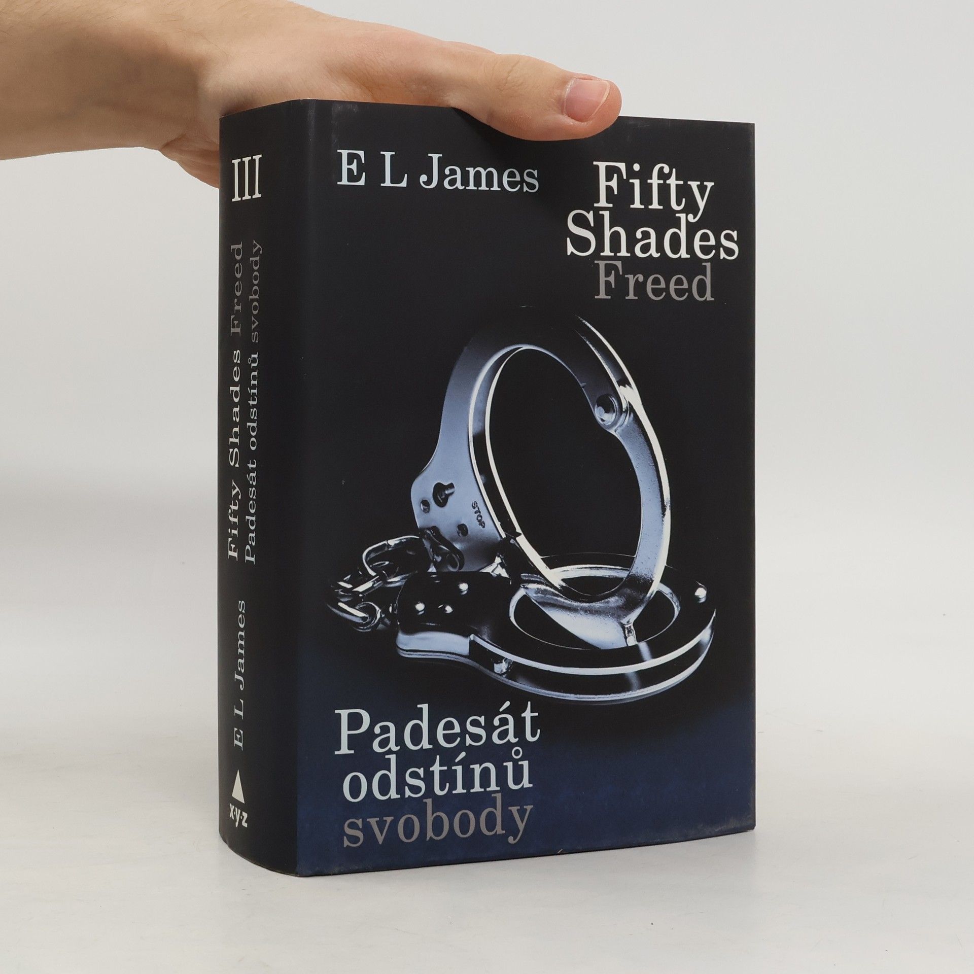 E. L. James Padesát odstínů svobody