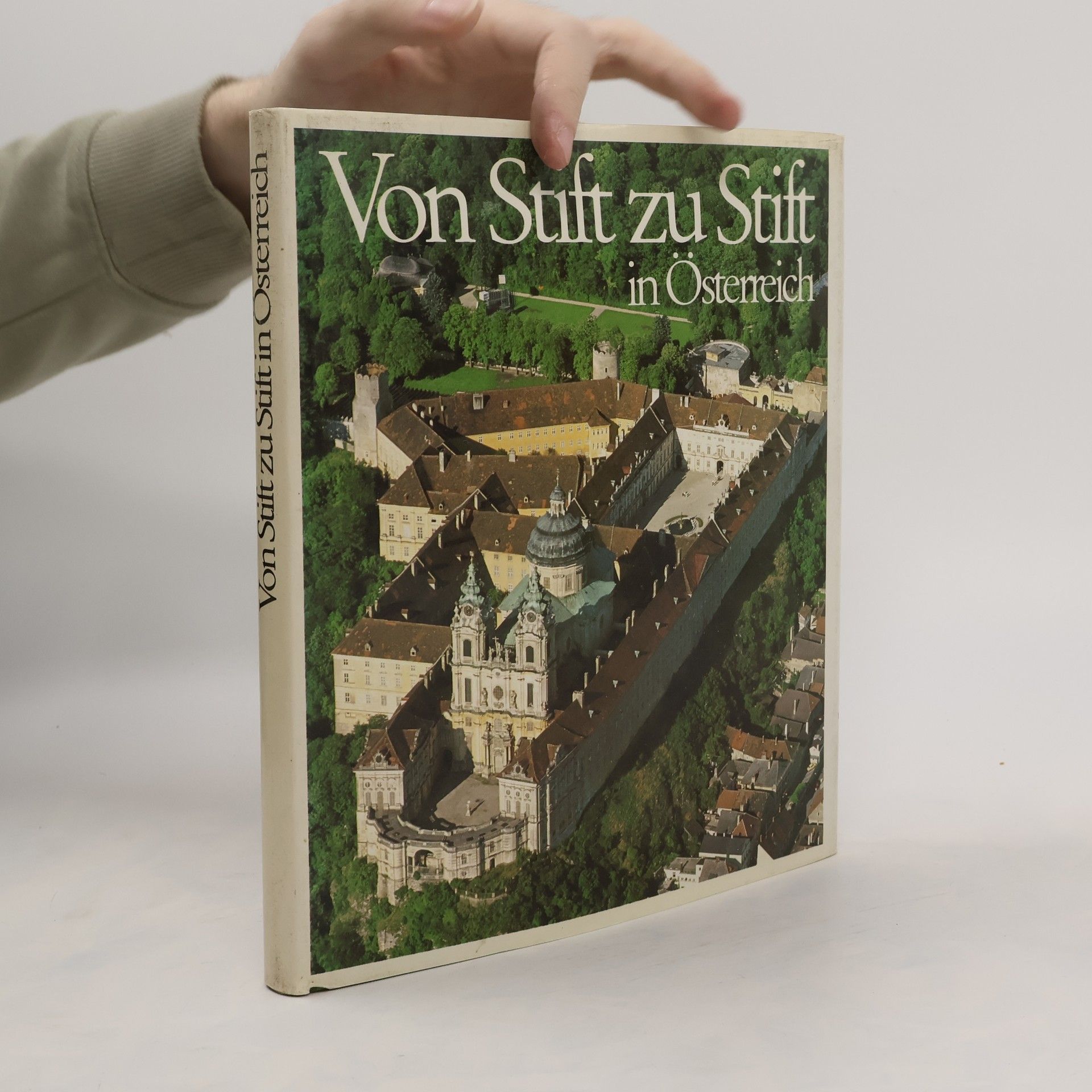 Gerhart Stenzel Von Stift zu Stift in Österreich