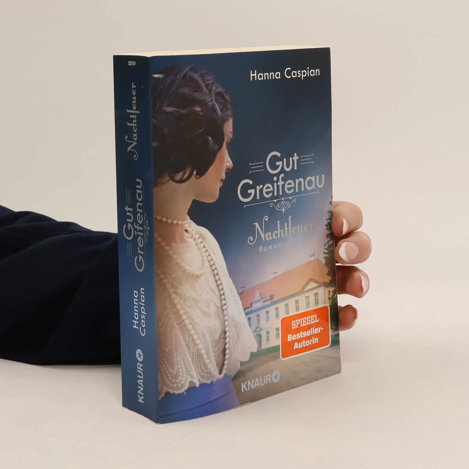 Hanna Caspian Gut Greidenau. Nachtfeuer