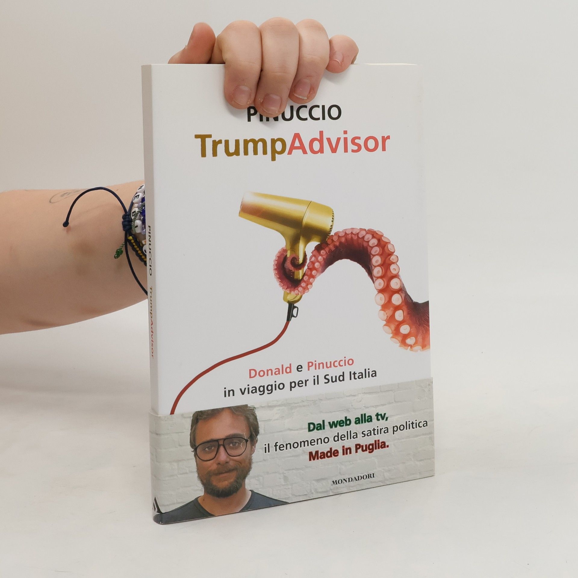 Pinuccio Sciola TrumpAdvisor. Donald e Pinuccio in viaggio per il Sud Italia
