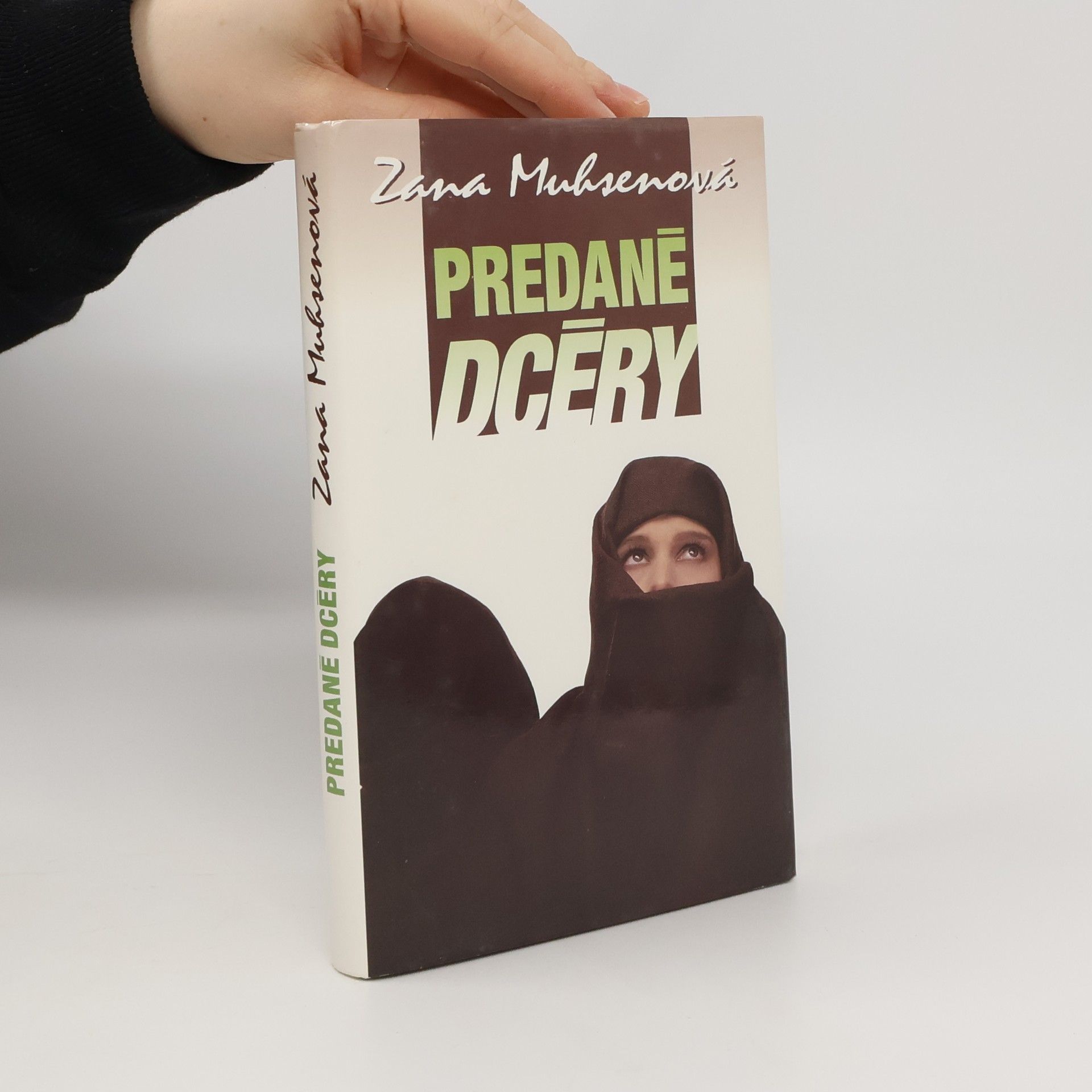 Zana Muhsen Predané dcéry