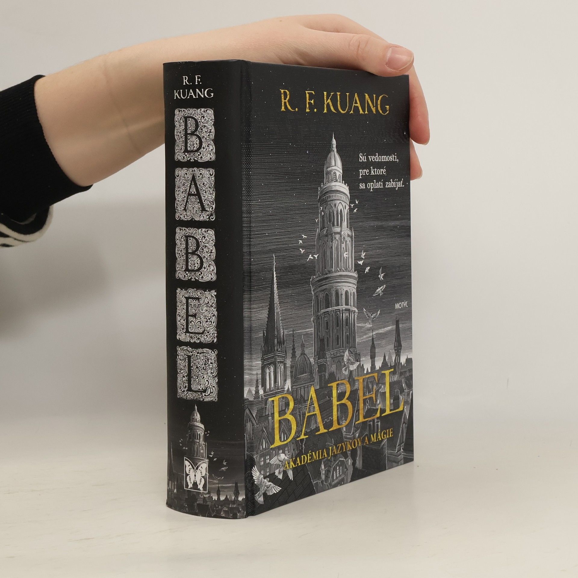 Rebecca Kuang Babel. Akadémia jazykov a mágie