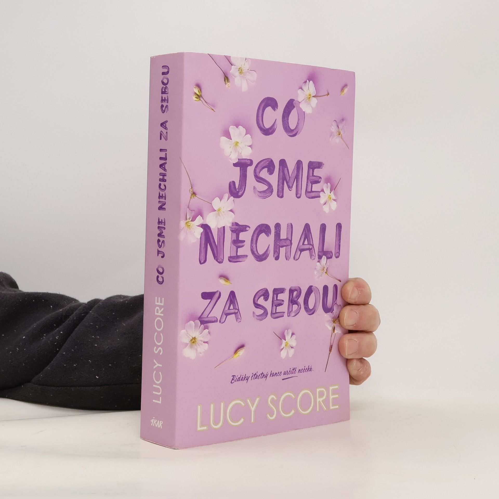 Lucy Score Co jsme nechali za sebou