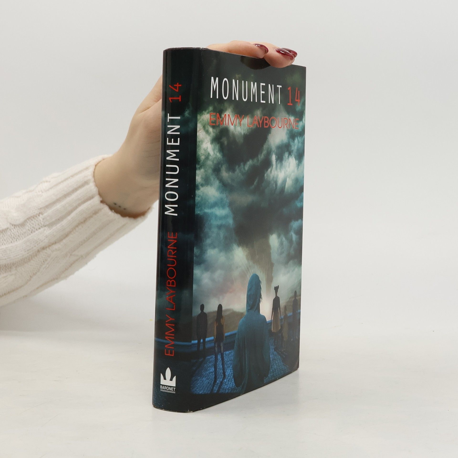 Emmy Laybourne Monument 14