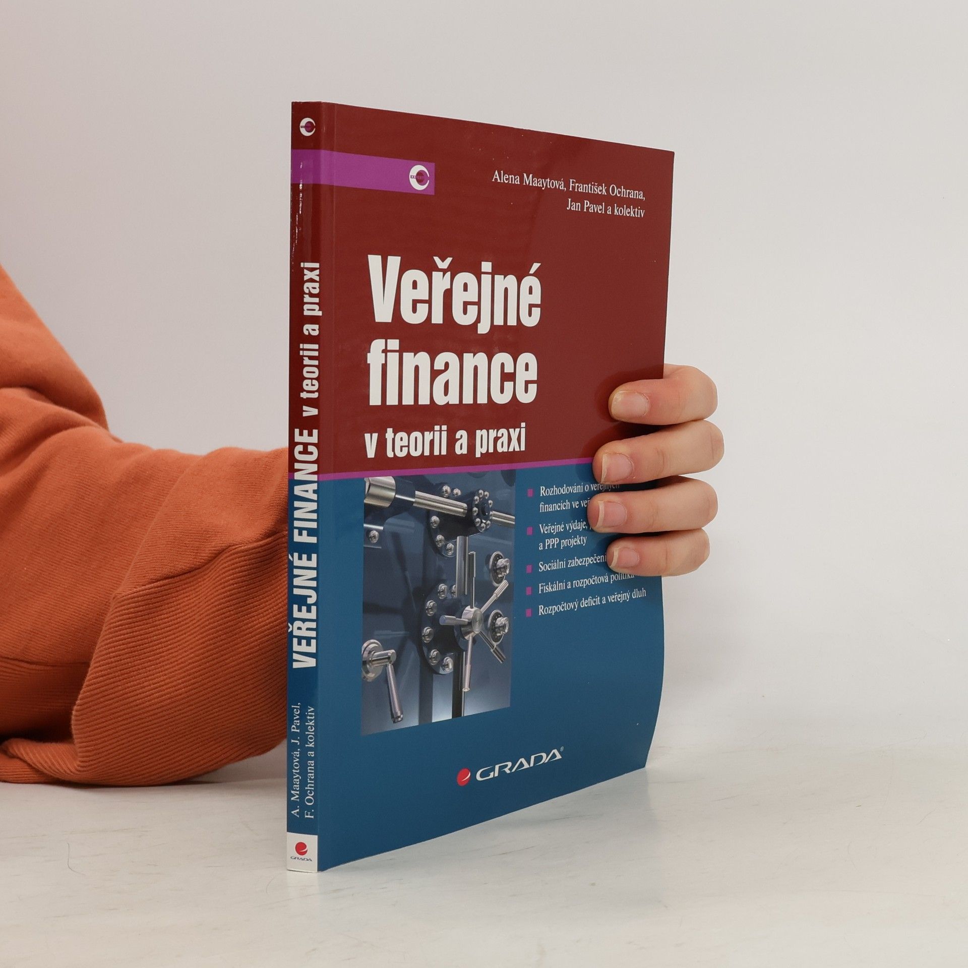 Veřejné finance v teorii a praxi