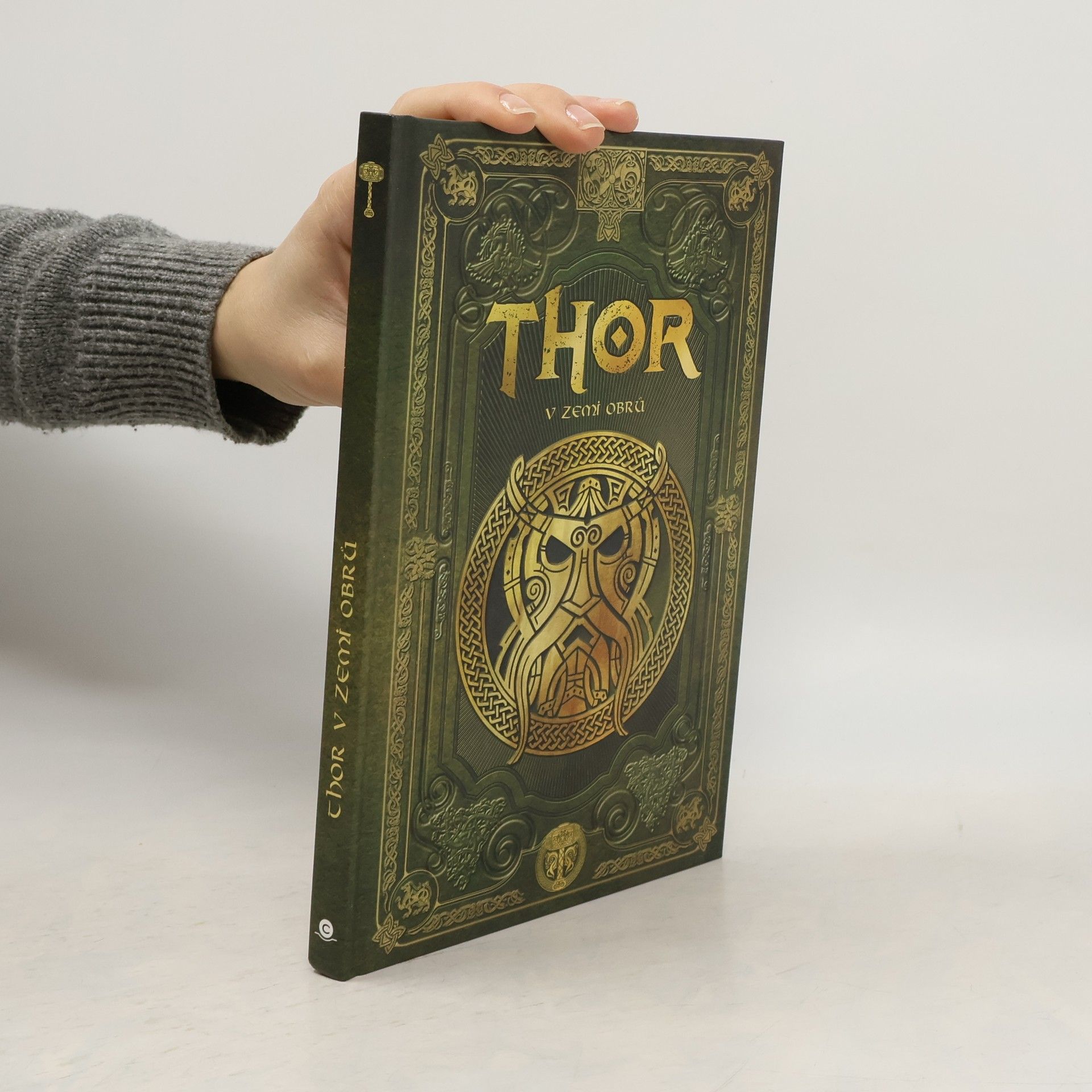 Sergio A. Sierra Thorova sága. Díl druhý: Thor v zemi obrů