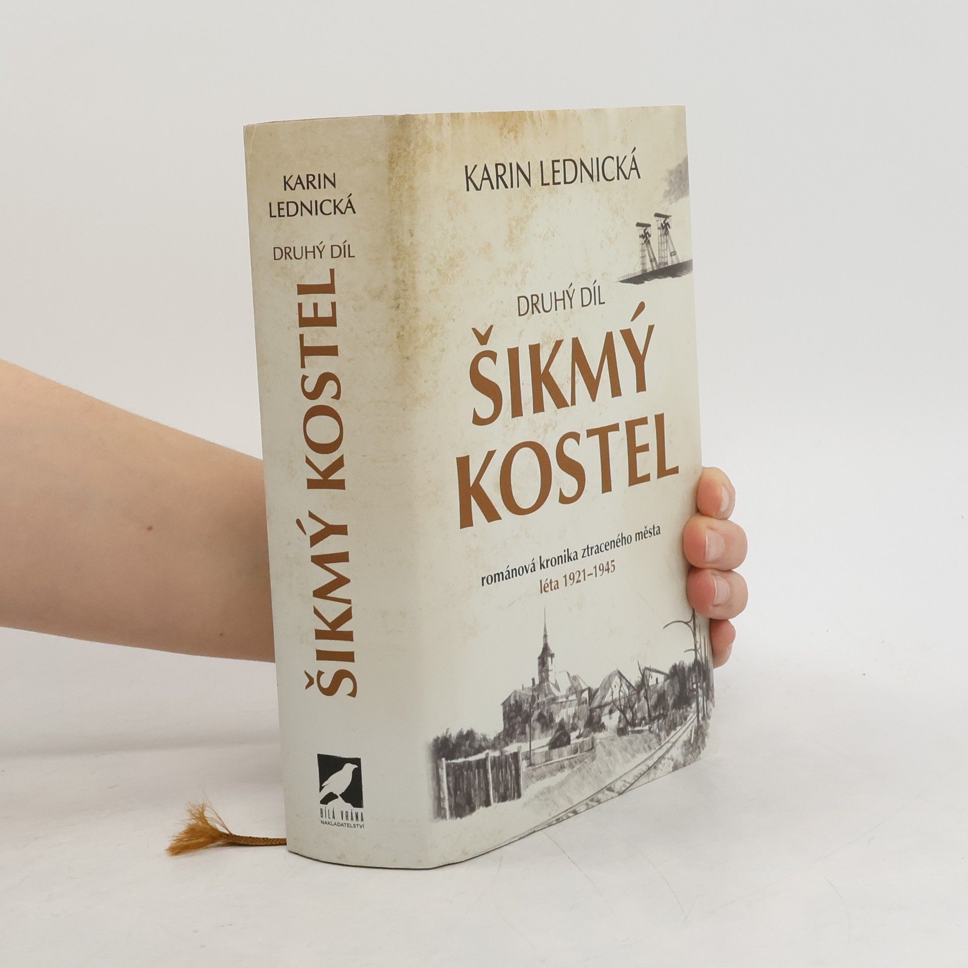 Karin Lednická Šikmý kostel 2