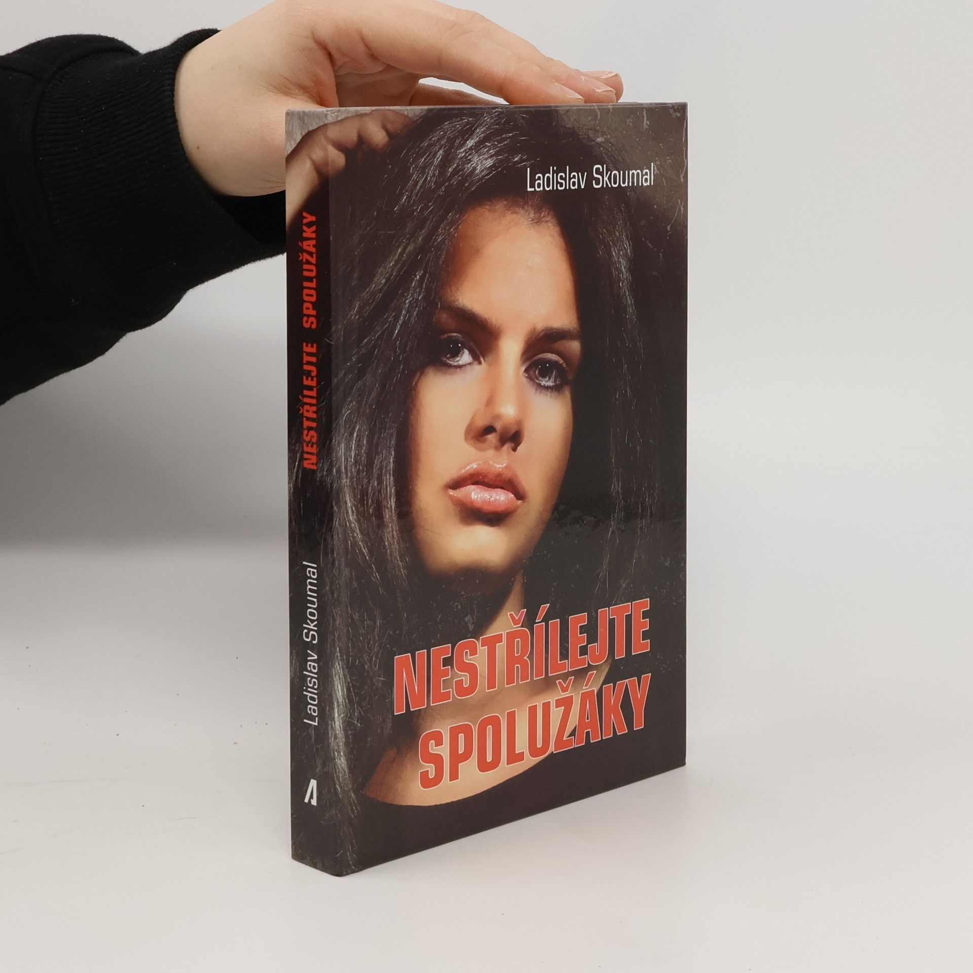 Skoumal Ladislav Nestřílejte spolužáky (2010)