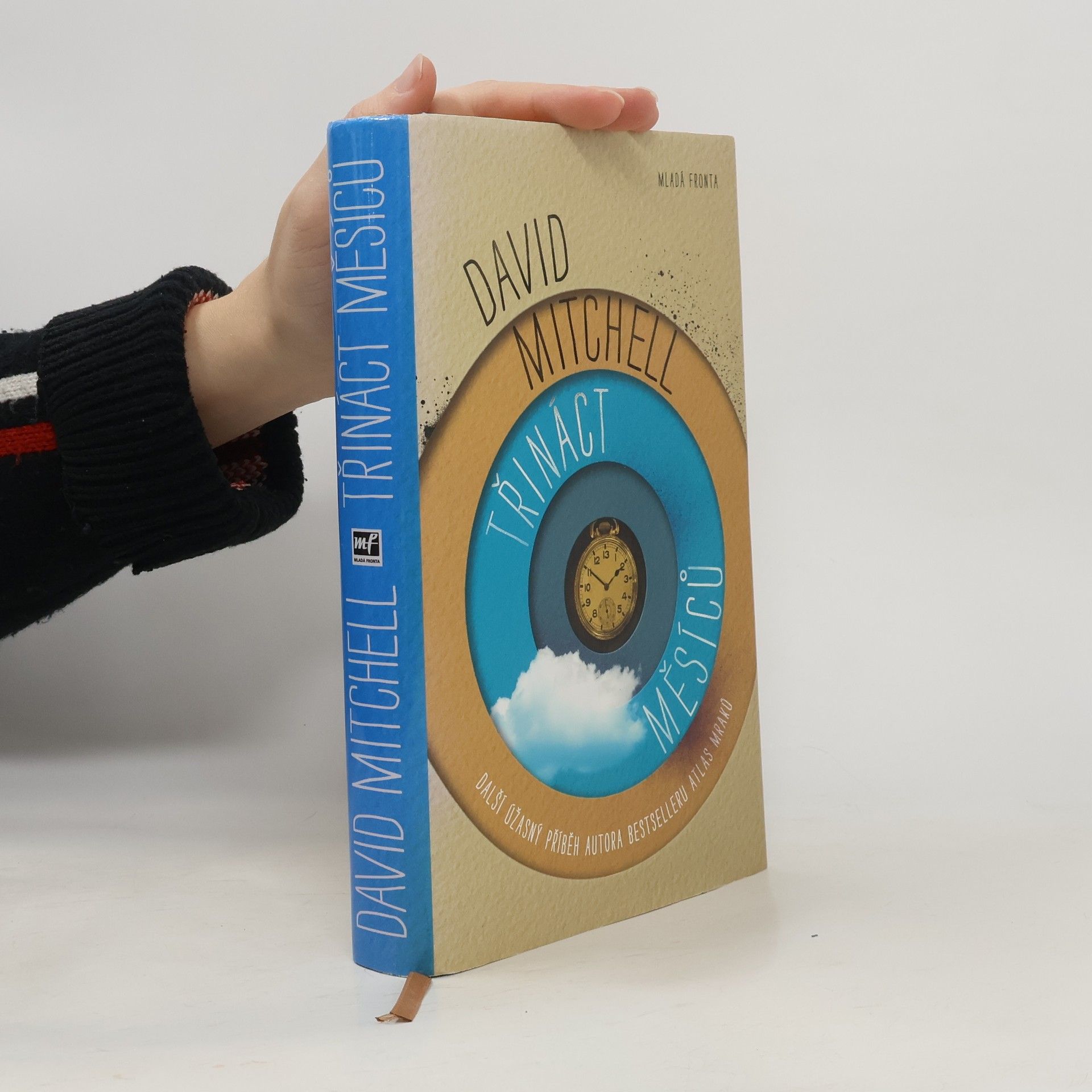 David Mitchell Třináct měsíců