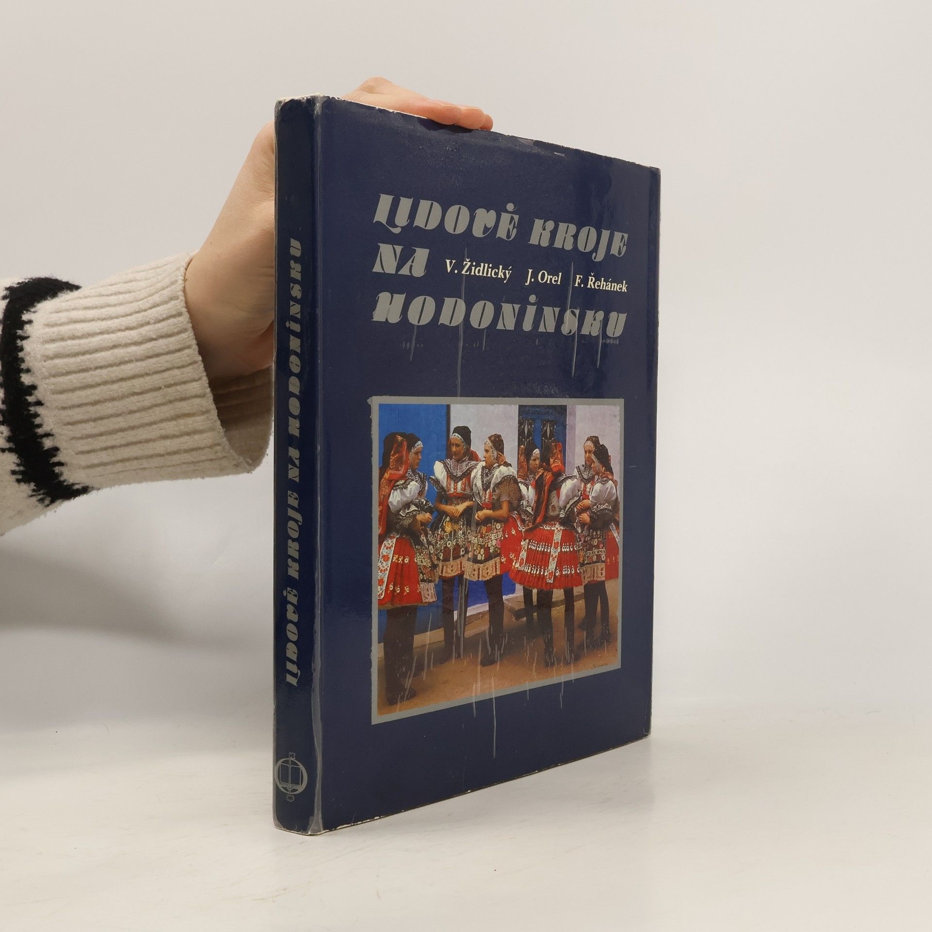 Lidové kroje na Hodonínsku