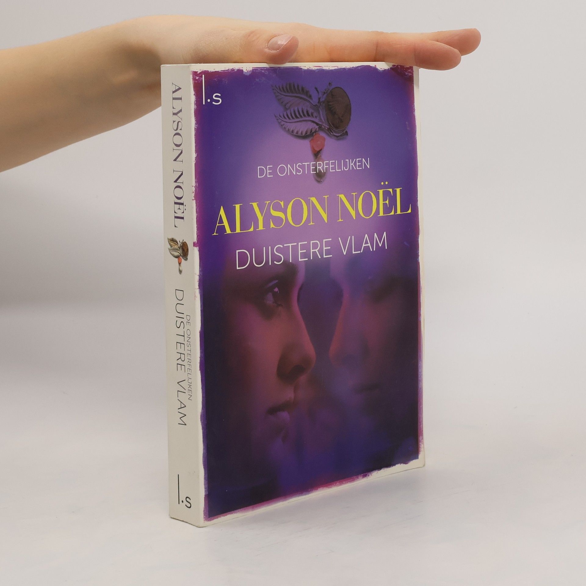 Alyson Noë͏l De Onsterfelijken - 4: Duistere Vlam