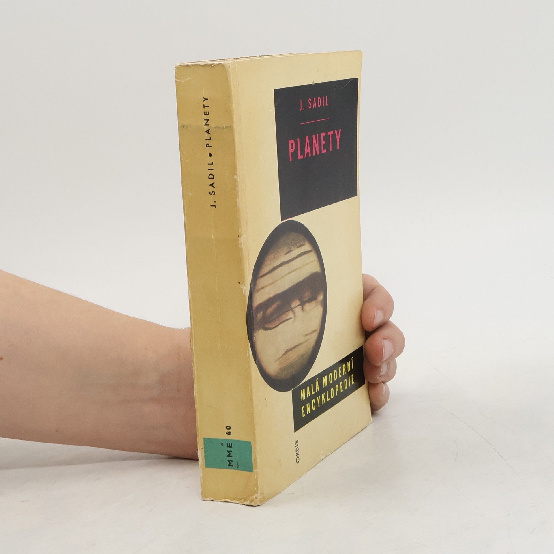Josef Sadil Planety. Malá moderní encyklopedie