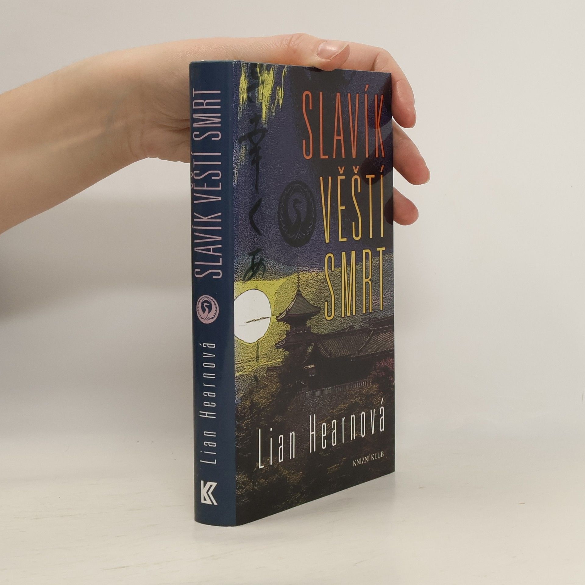 Lian Hearn Slavík věští smrt
