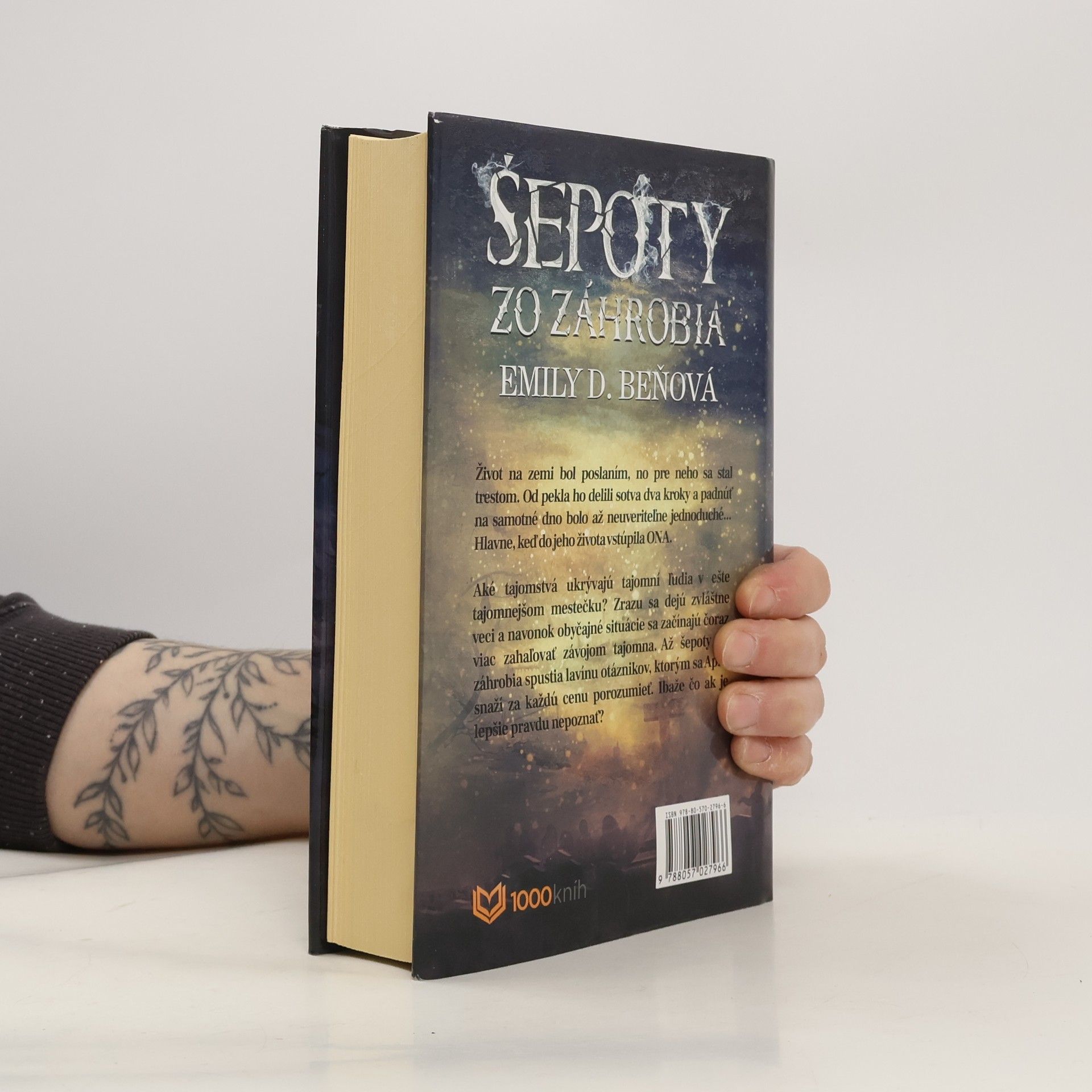 Emily D. Beňová Šepoty zo záhrobia - dva kroky do pekla