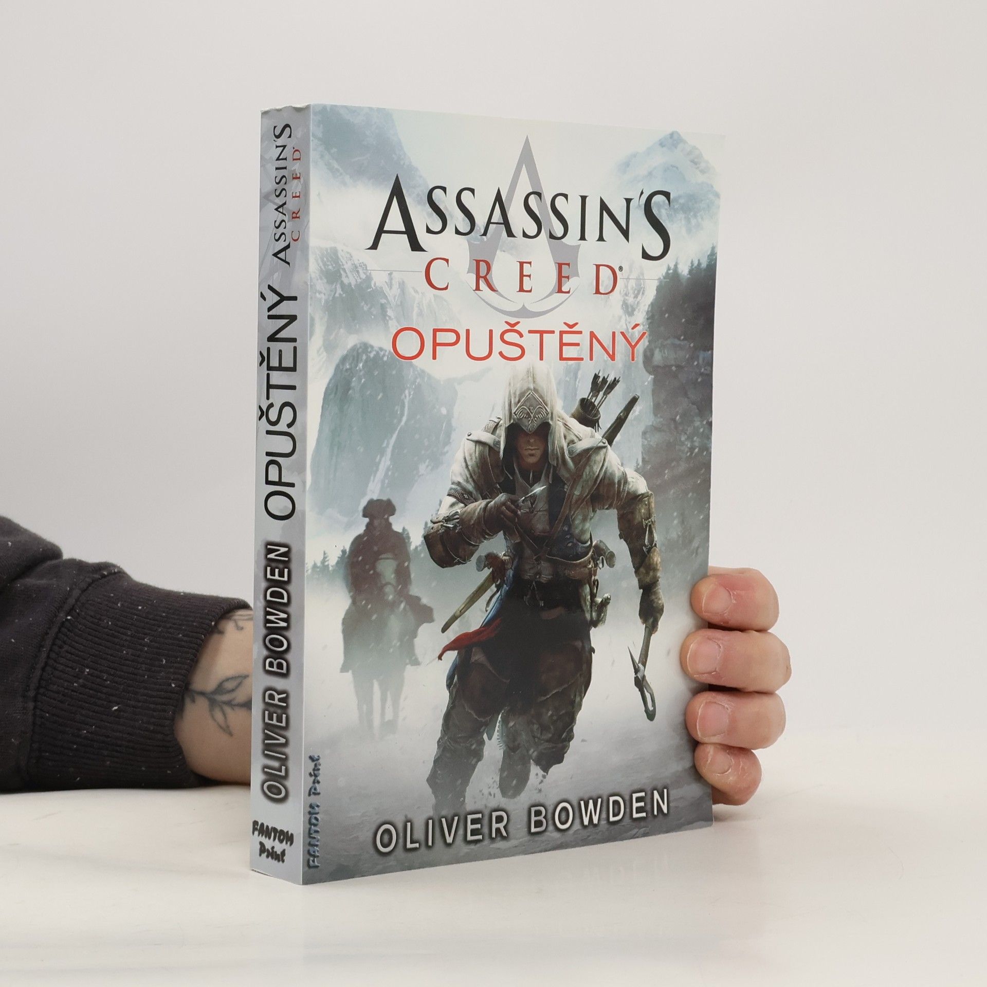 Oliver Bowden Assassin's creed - Opuštěný