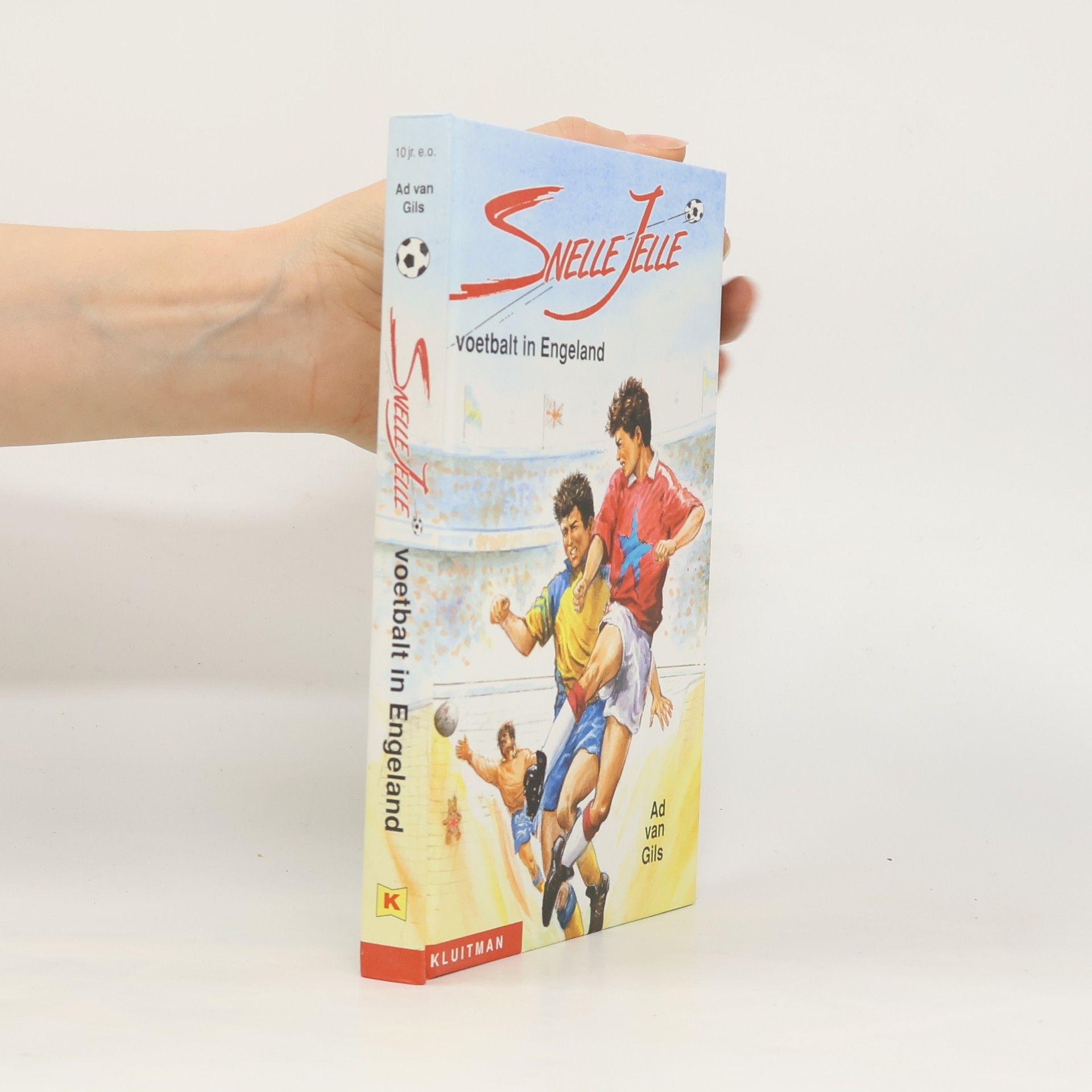 Snelle Jelle voetbalt in Engeland