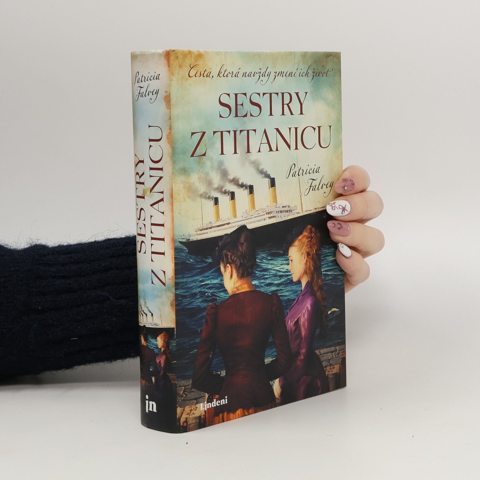 Patricia Falvey Sestry z Titaniku