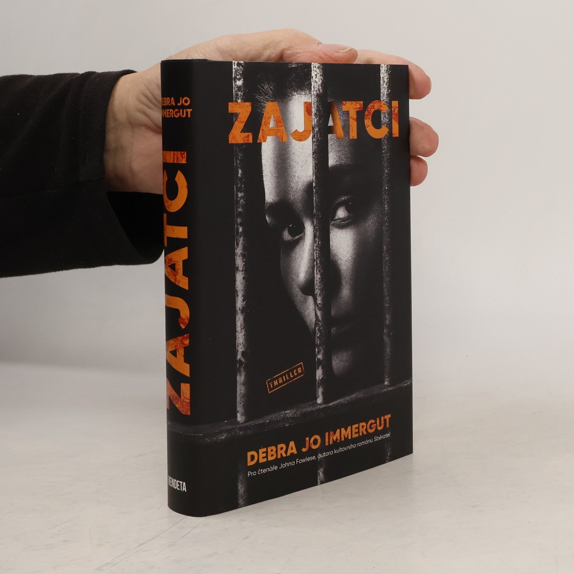 Debra Jo Immergut Zajatci