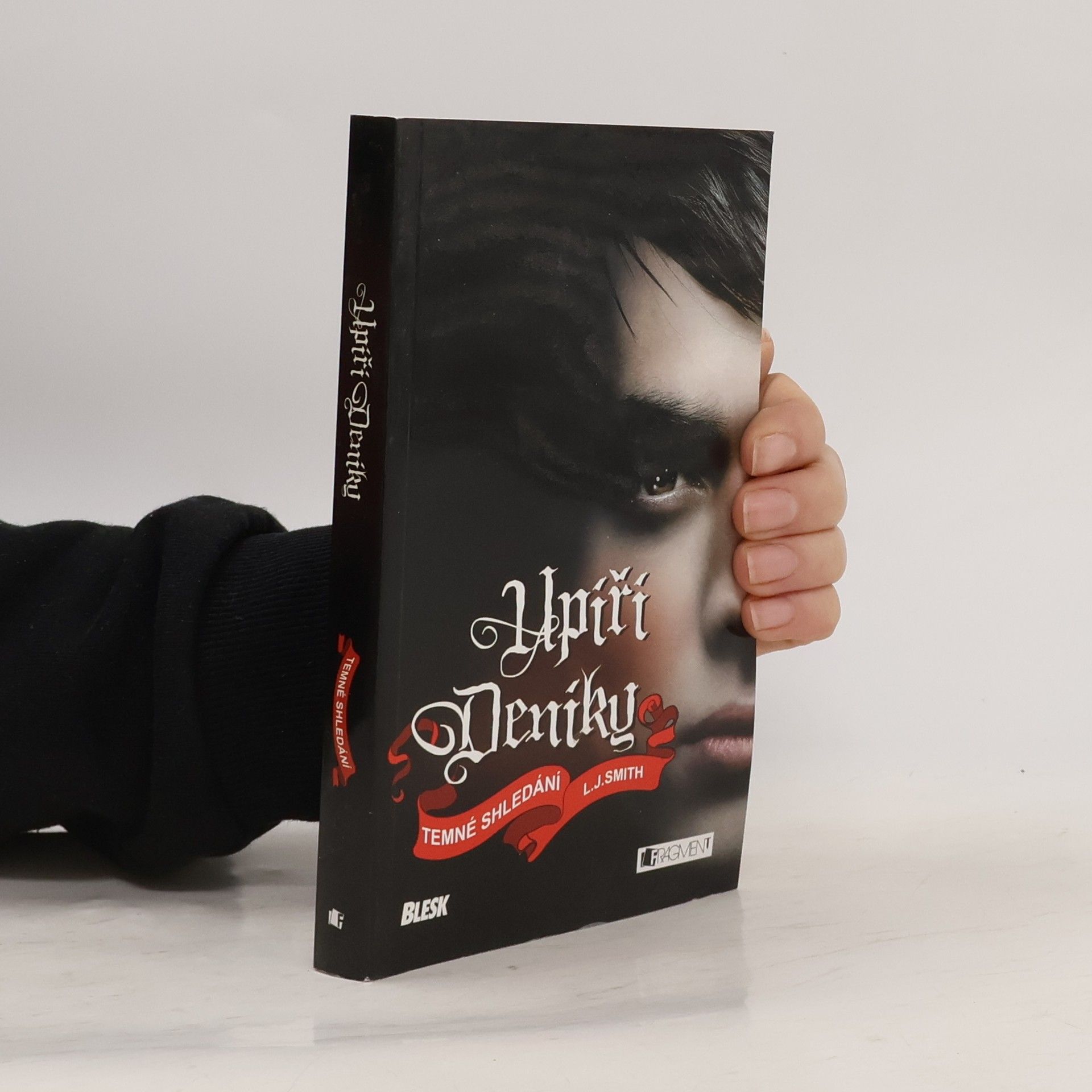 Lisa J. Smith Upíří deníky. Temné shledání