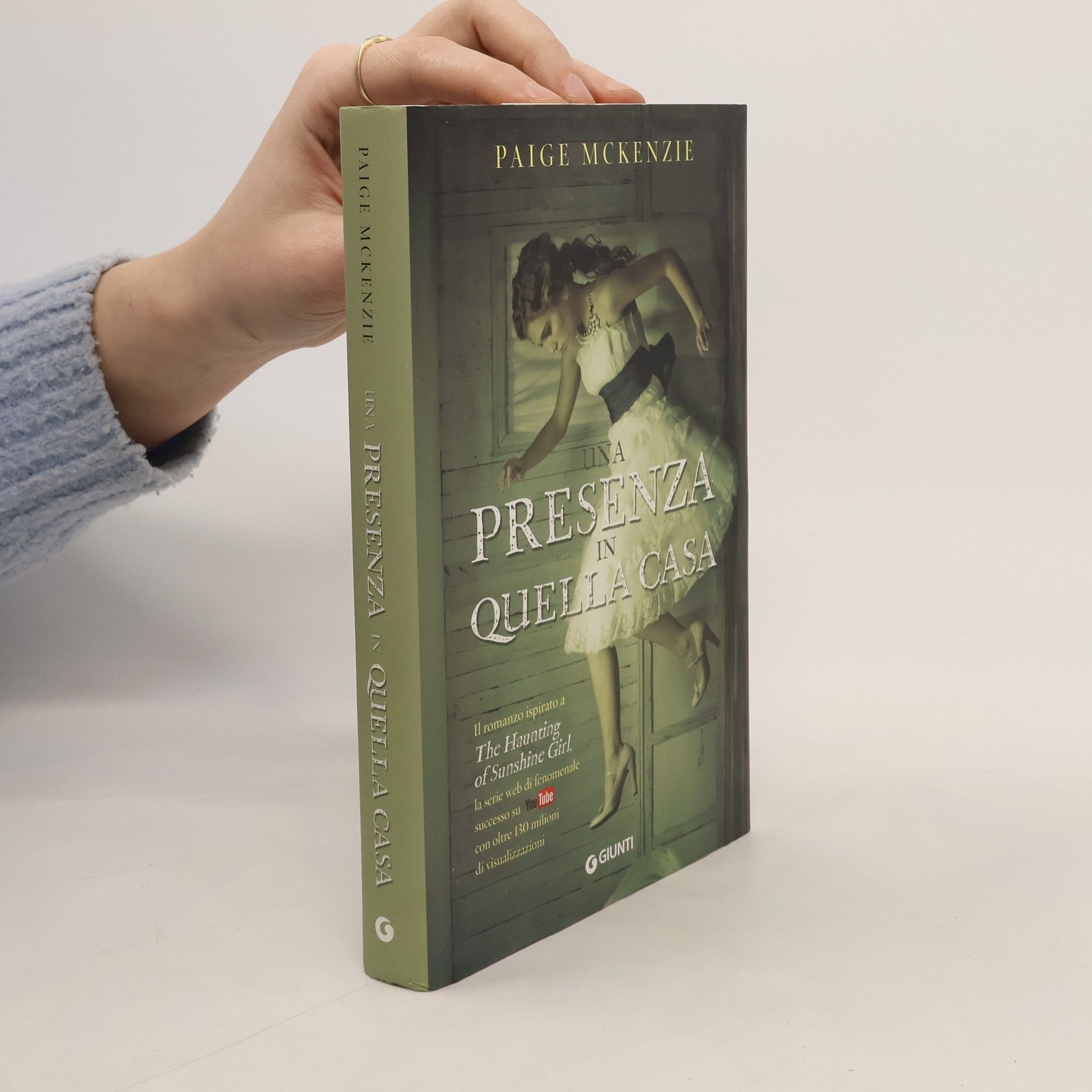 Paige McKenzie Una presenza in quella casa