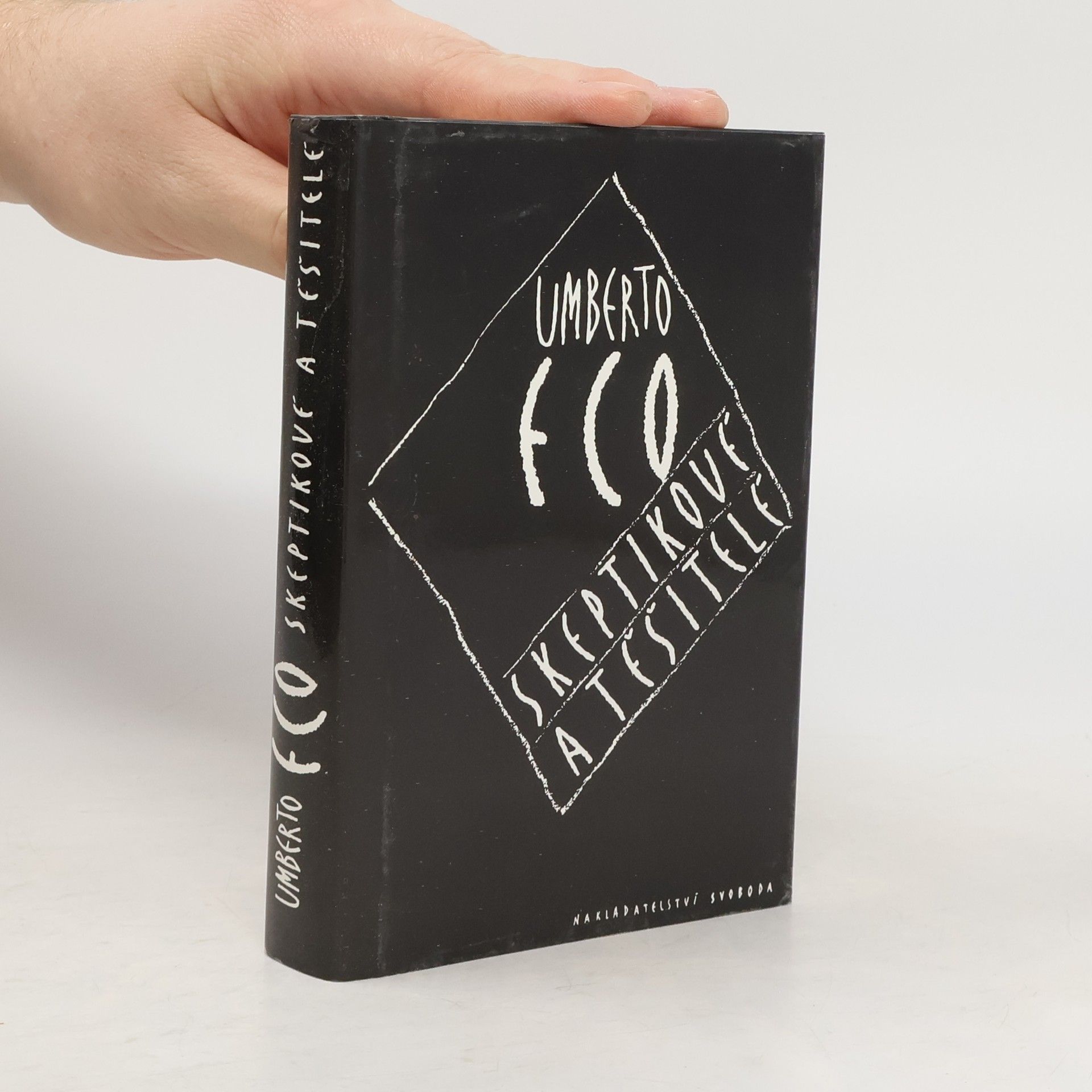 Umberto Eco Skeptikové a těšitelé