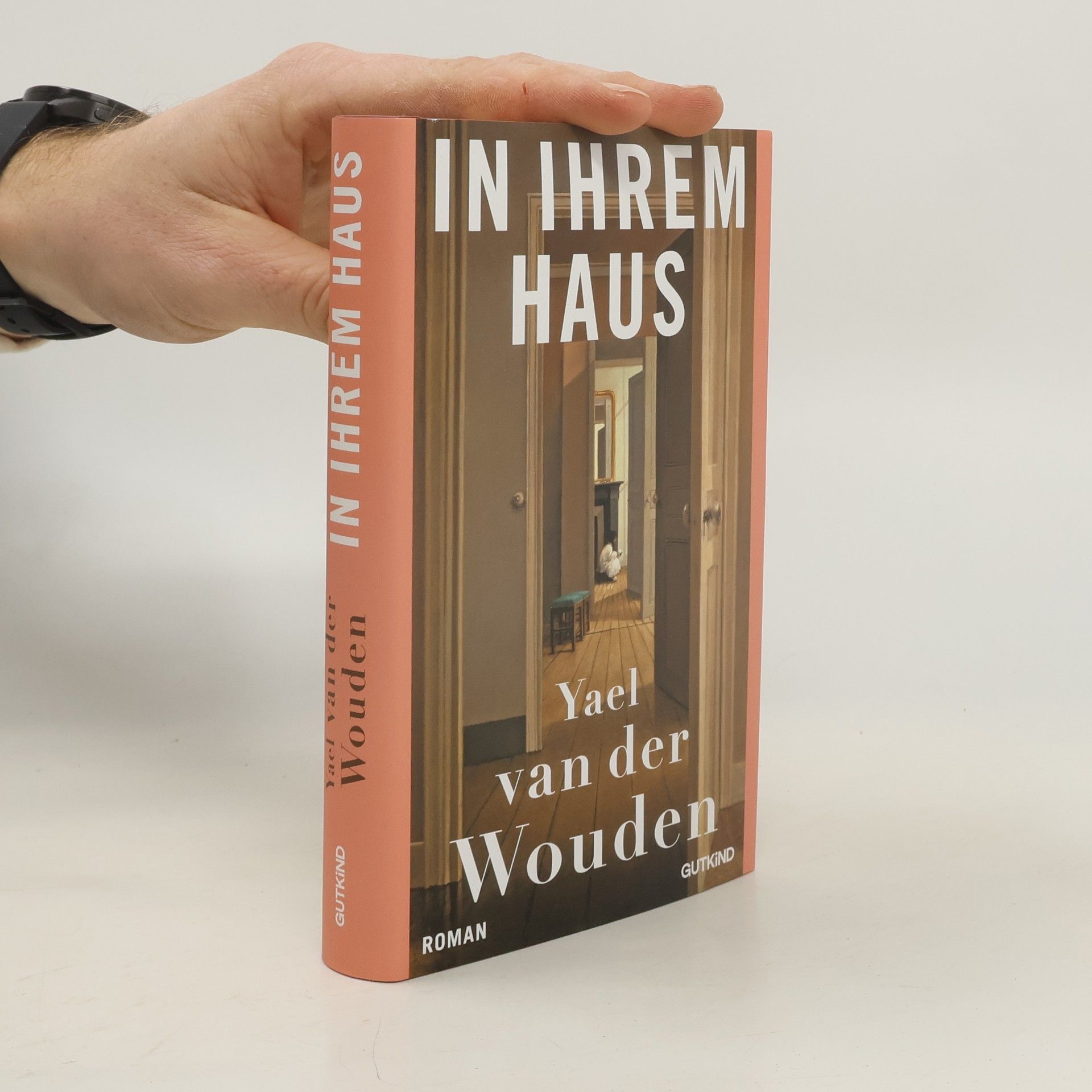 Yael van der Wouden In ihrem Haus