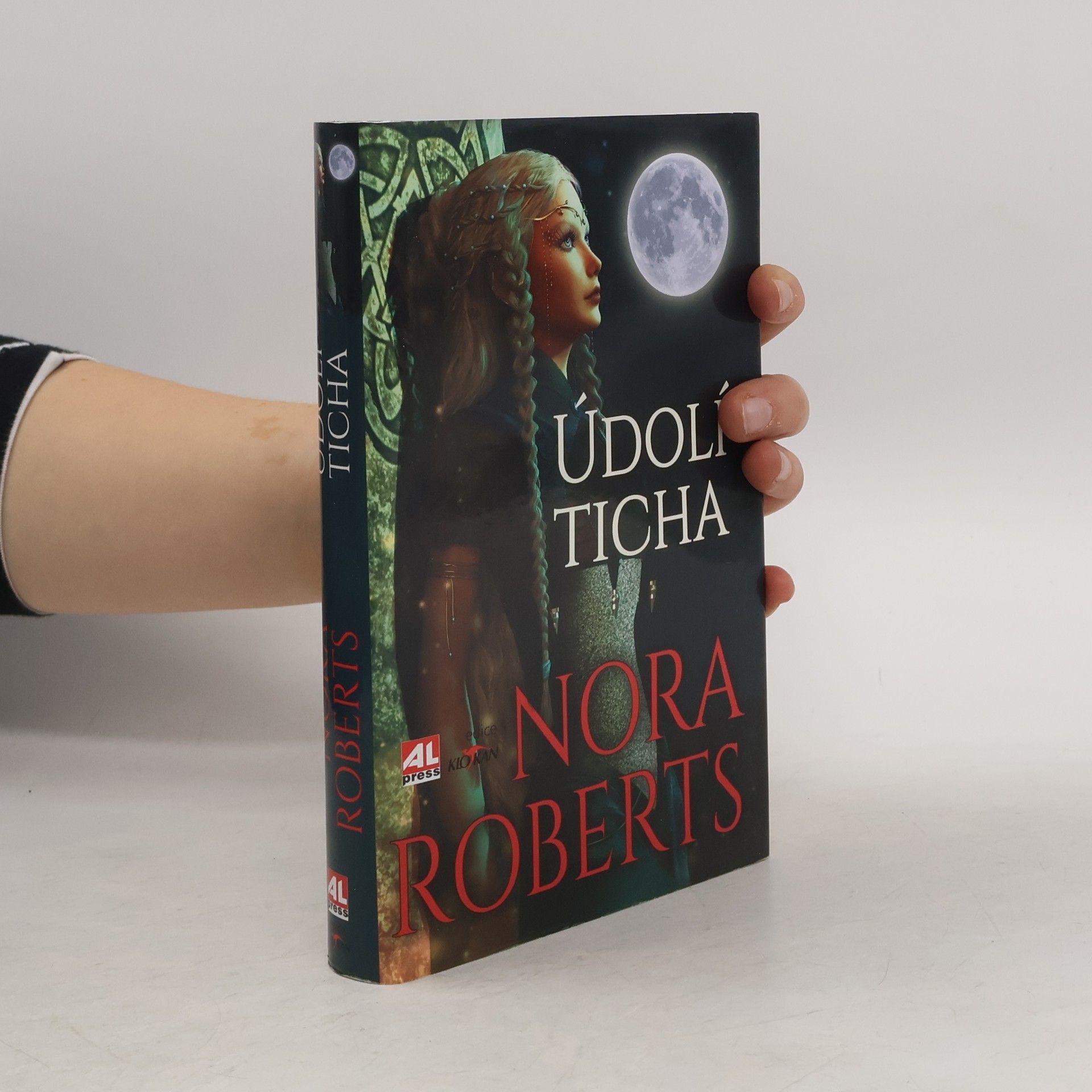 Nora Roberts Údolí ticha