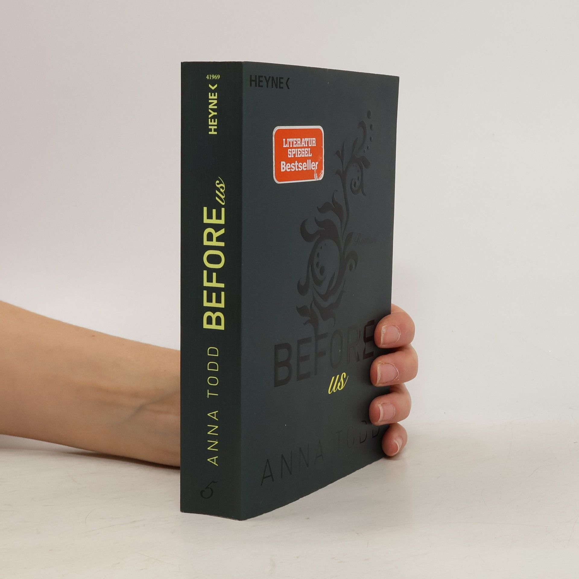 Anna Todd After 5. Before Us