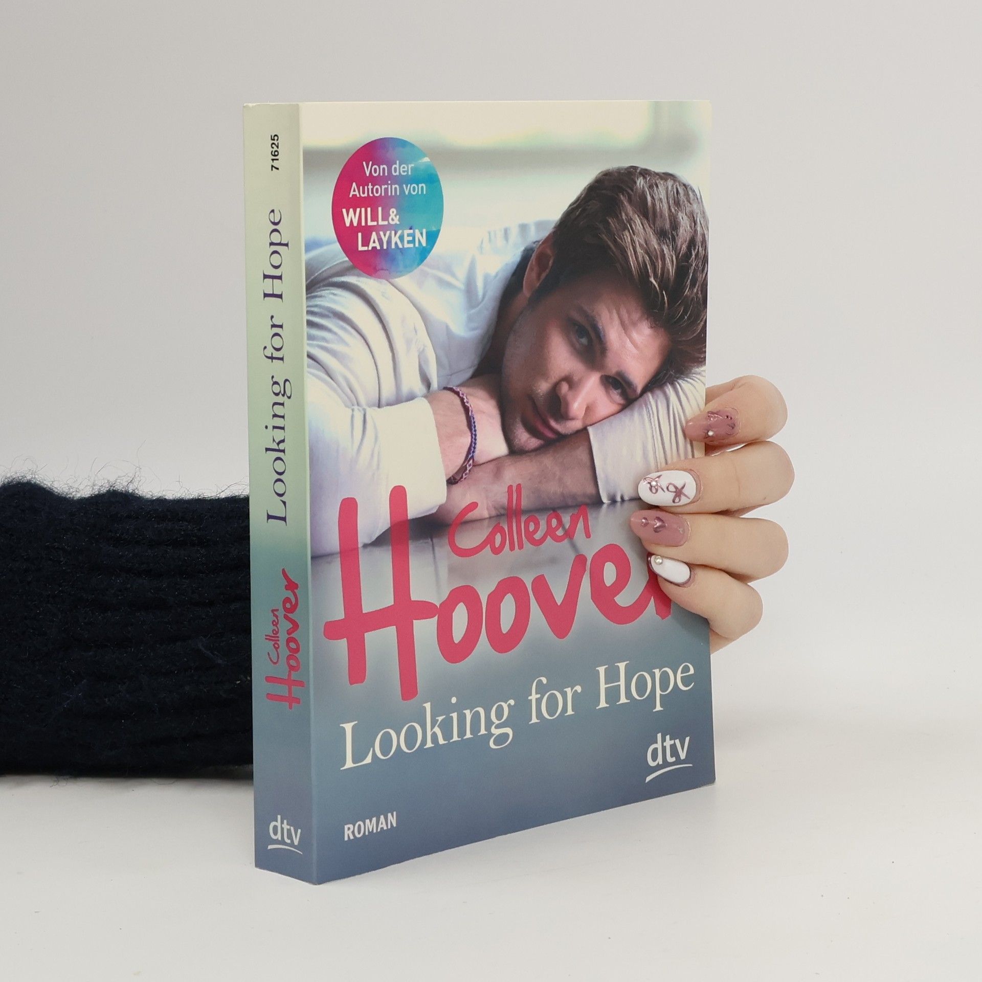 Colleen Hoover Looking for hope