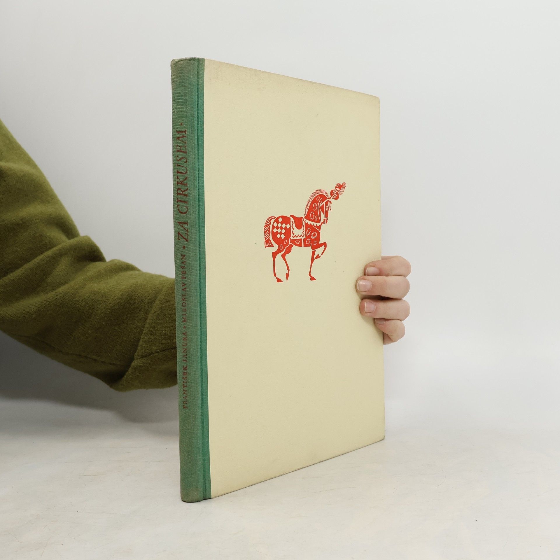 František Janura Za cirkusem