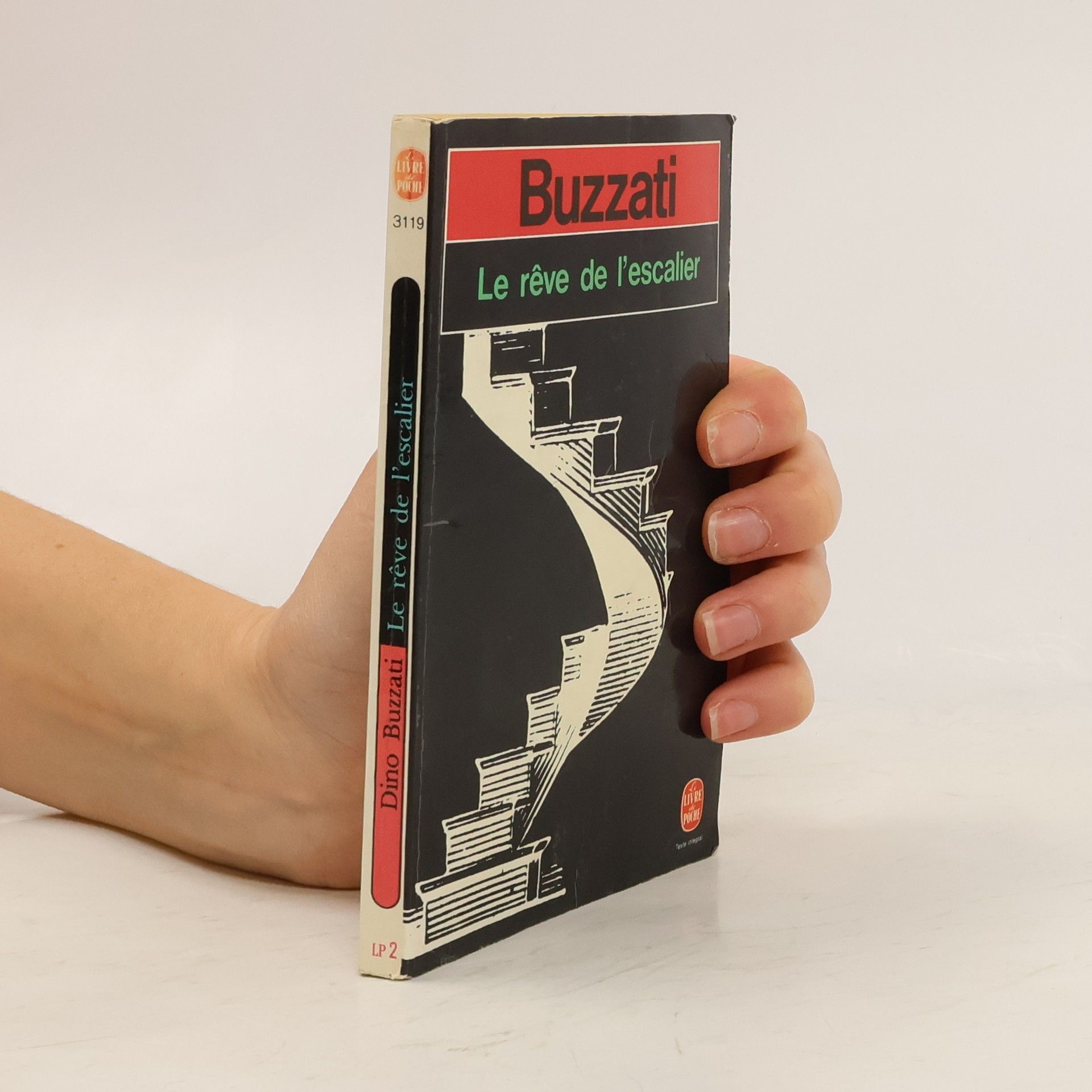 Dino Buzzati Le rêve de l'escalier