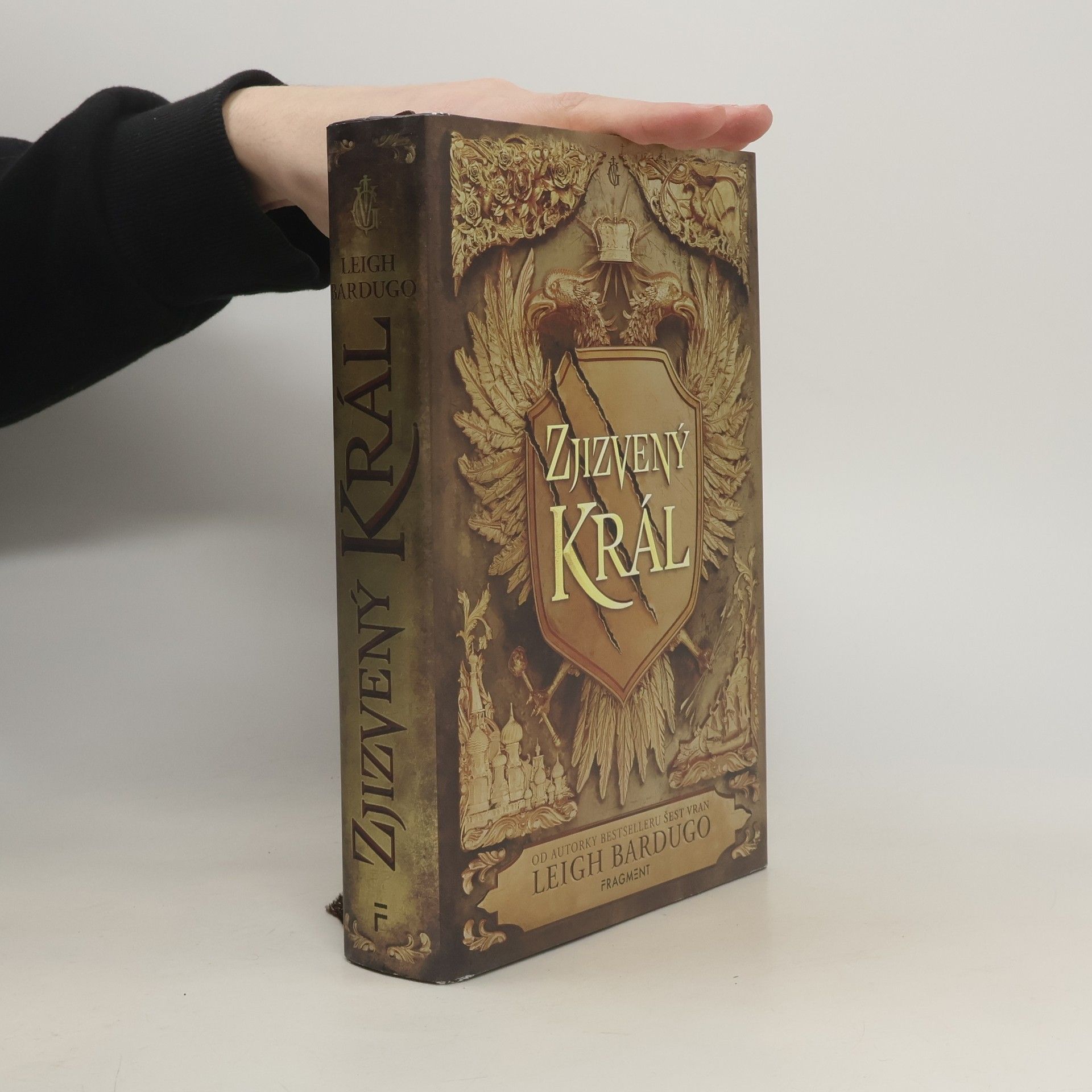 Leigh Bardugo Zjizvený král