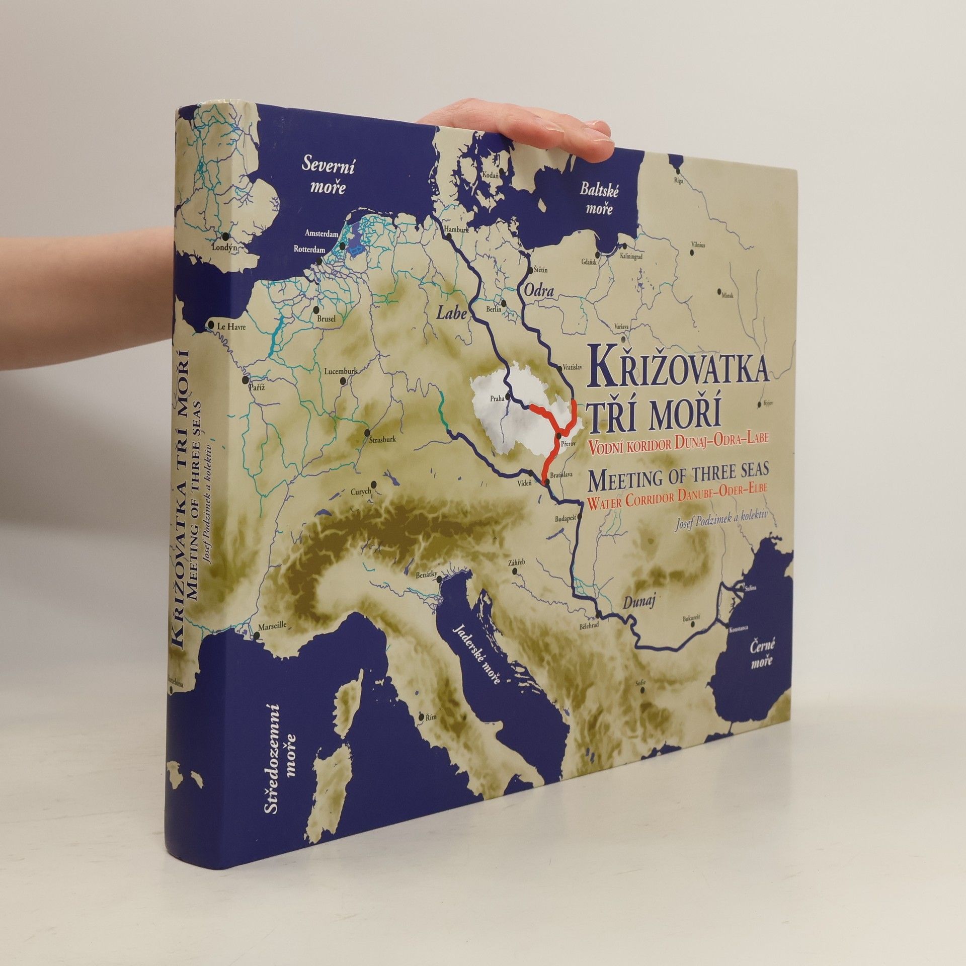 Jaroslav Kubec Křižovatka tří moří: Vodní koridor Dunaj-Odra-Labe