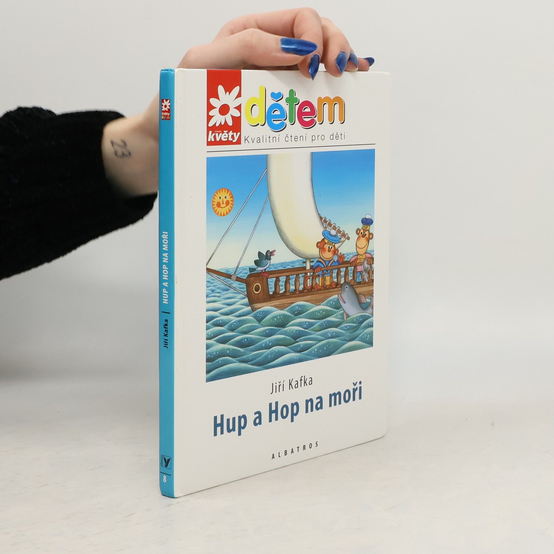 Hup a Hop na moři : veselá dobrodružství dvou opičáků a pana kormidelníka Rybičky