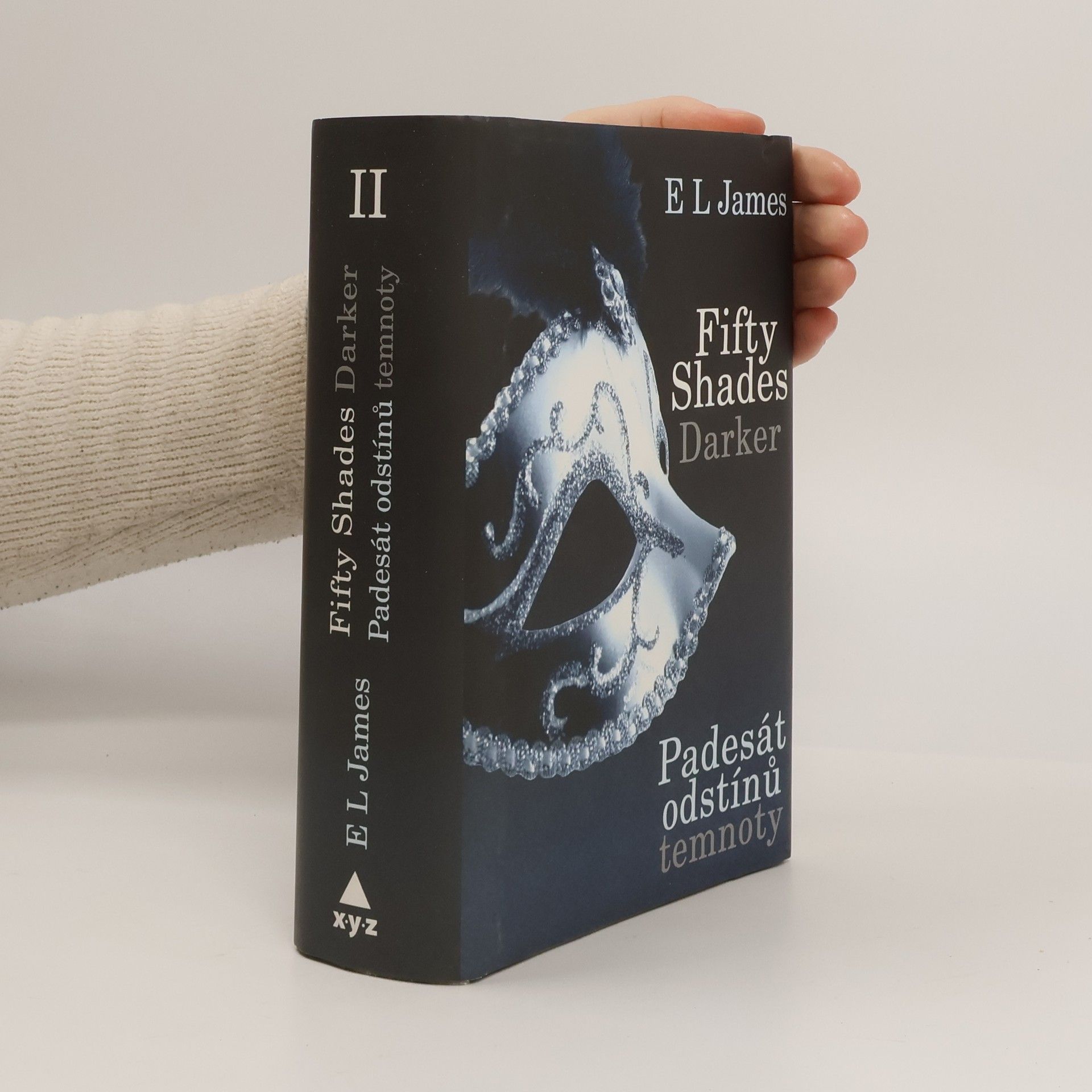 E L James Padesát odstínů temnoty