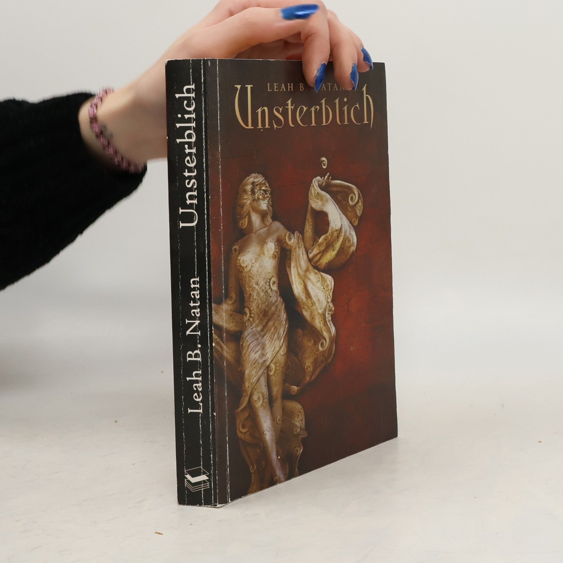 Leah B. Natan Unsterblich