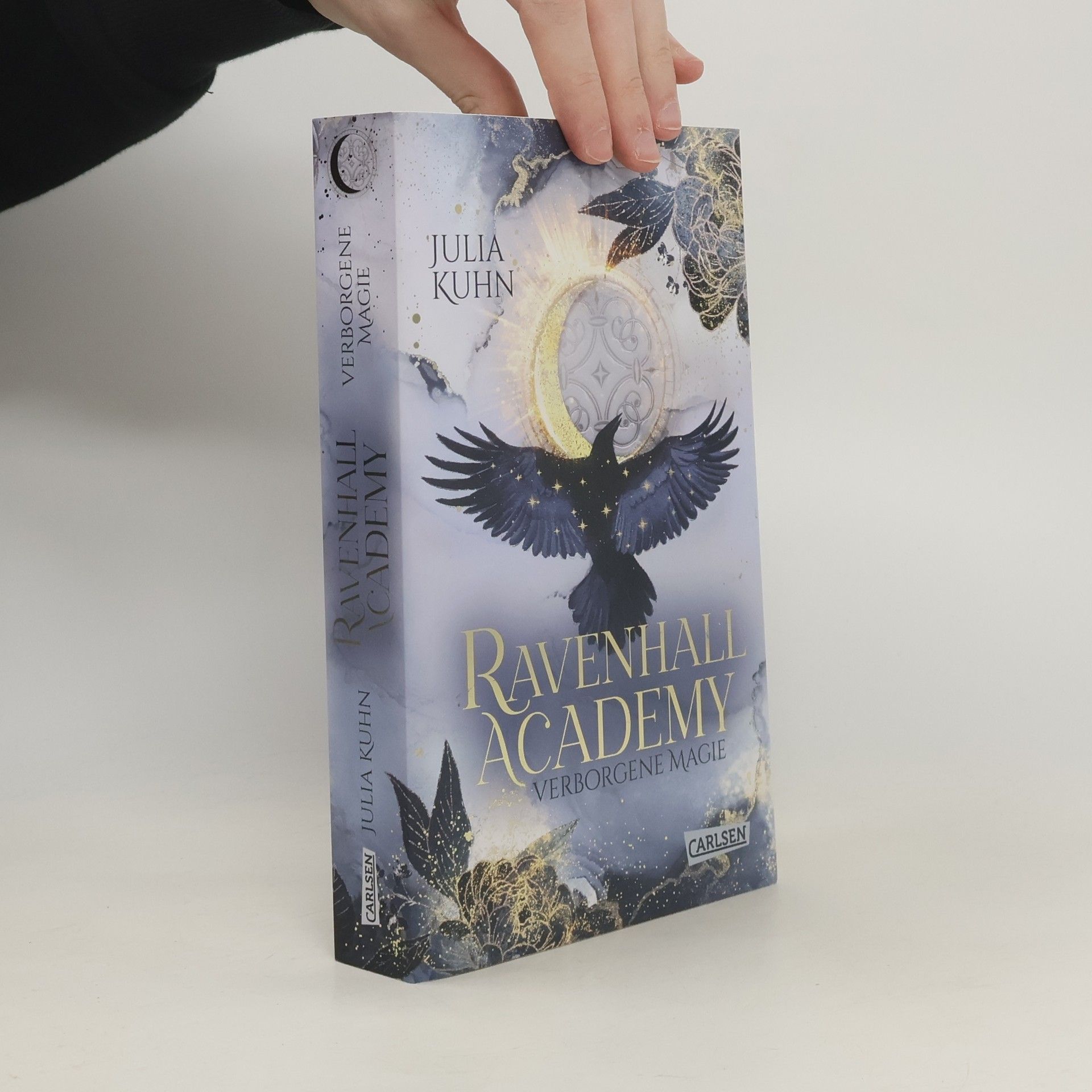 Julia Kuhn Ravenhall Academy 1: Verborgene Magie